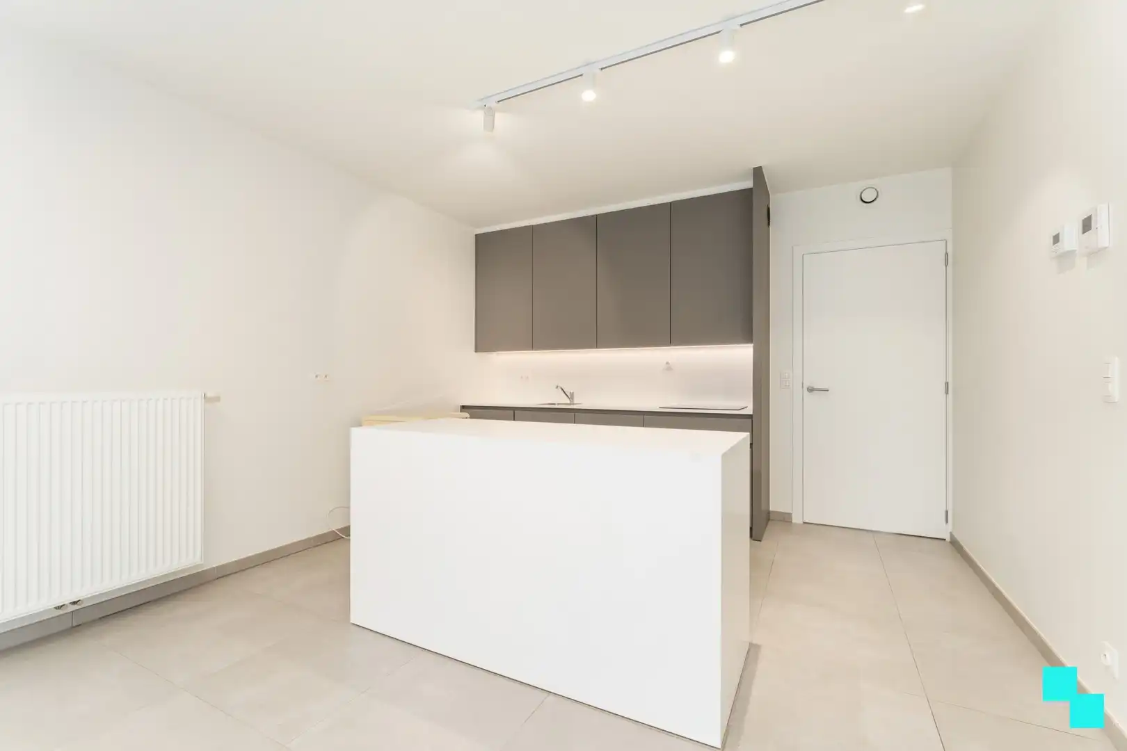 Recent gelijkvloers appartement (112m²) met garagebox - Roeselare foto 11