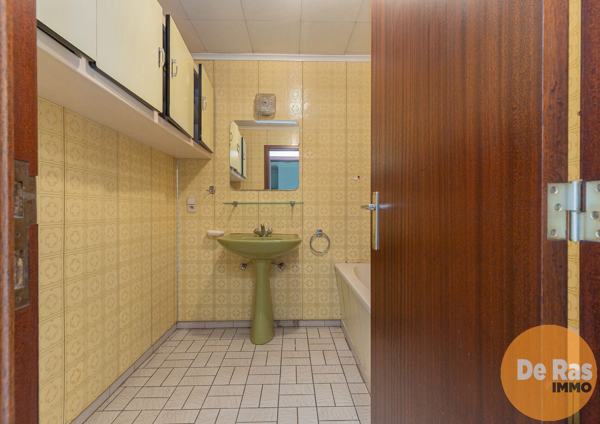 BORSBEKE - Te renoveren woning voorzien van tuin en garage foto 20