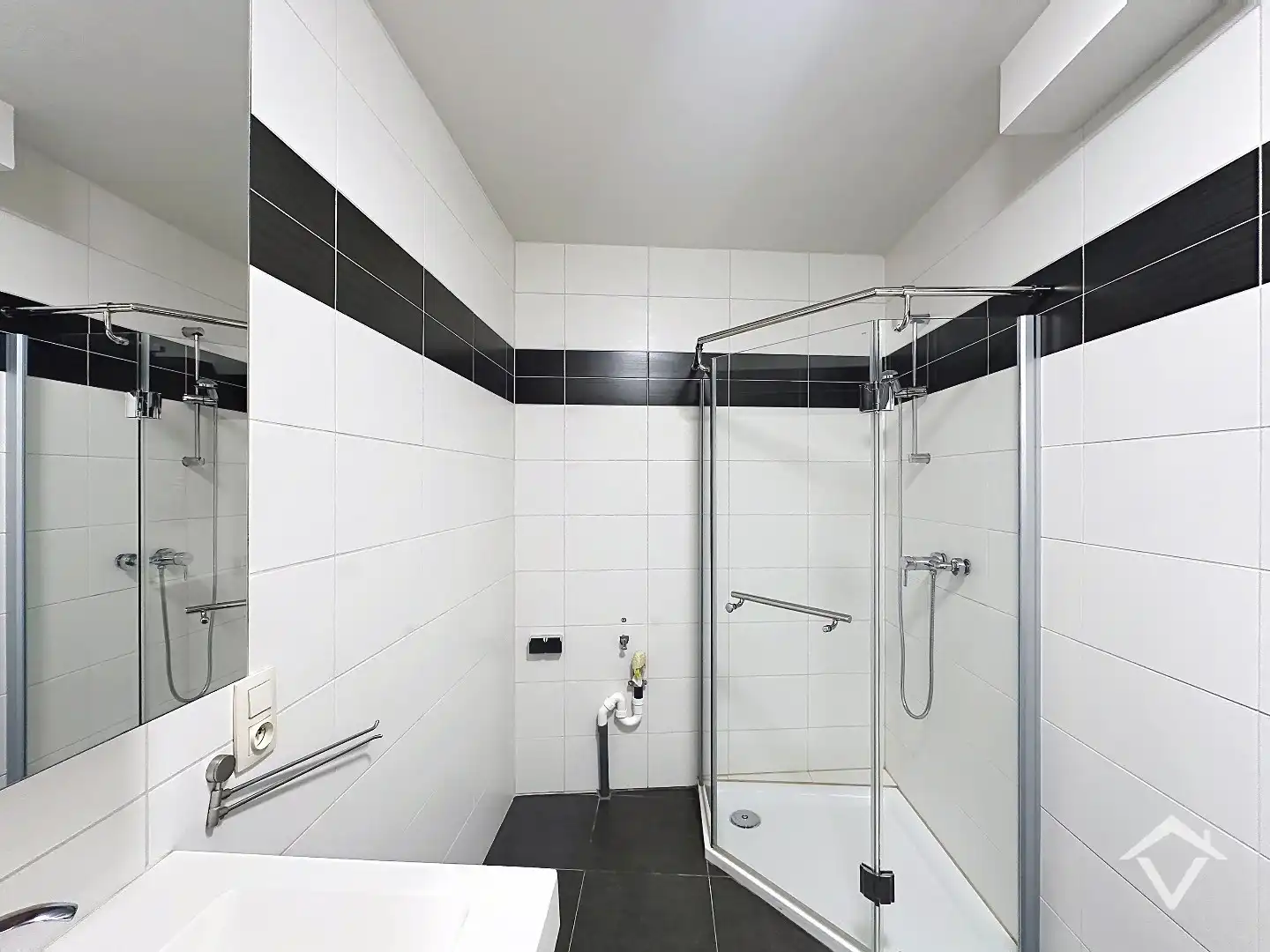 Instapklaar gelijkvloers appartement met staanplaats te Gistel foto 22