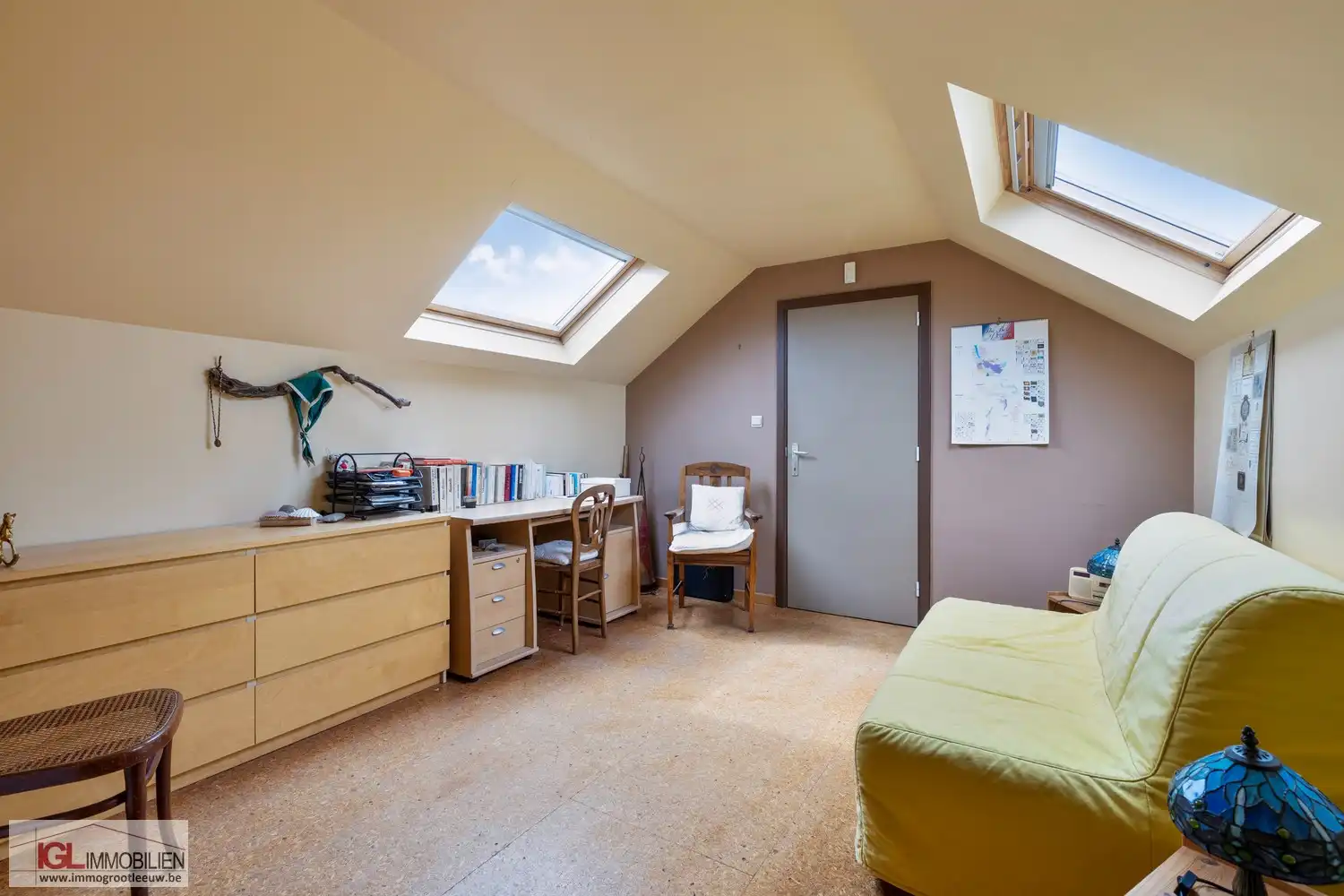 --- VERKOOP OP LIJFRENTE --- Charmante en perfect onderhouden bungalow met prachtige tuin foto 15