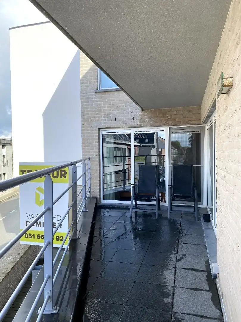 INSTAPKLAAR APPARTEMENT MET 2 SLPKS | TERRAS EN GARAGEBOX foto 4
