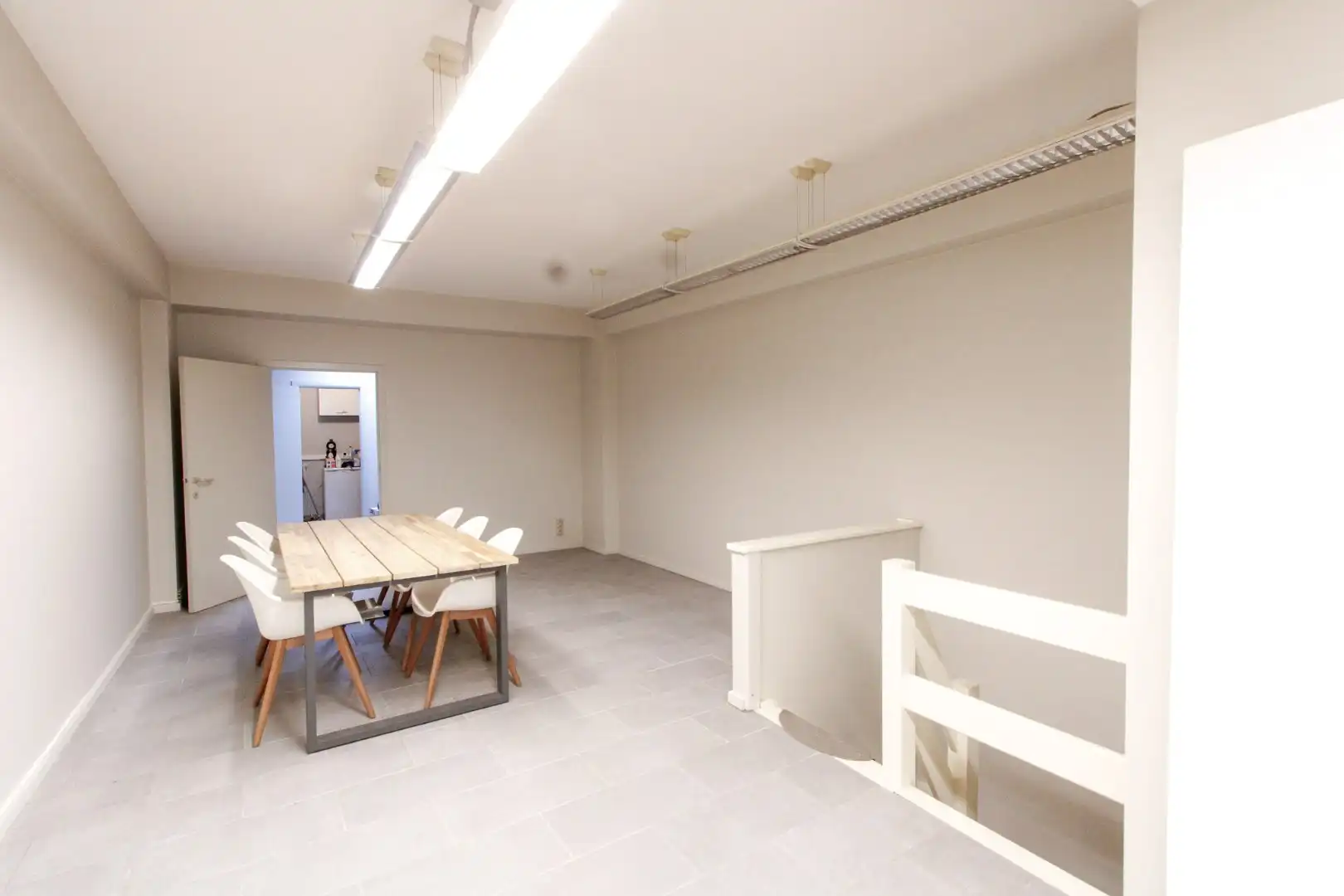 Commerciële ruimte te huur Lippenslaan 26 - - 8300 Knokke-Heist