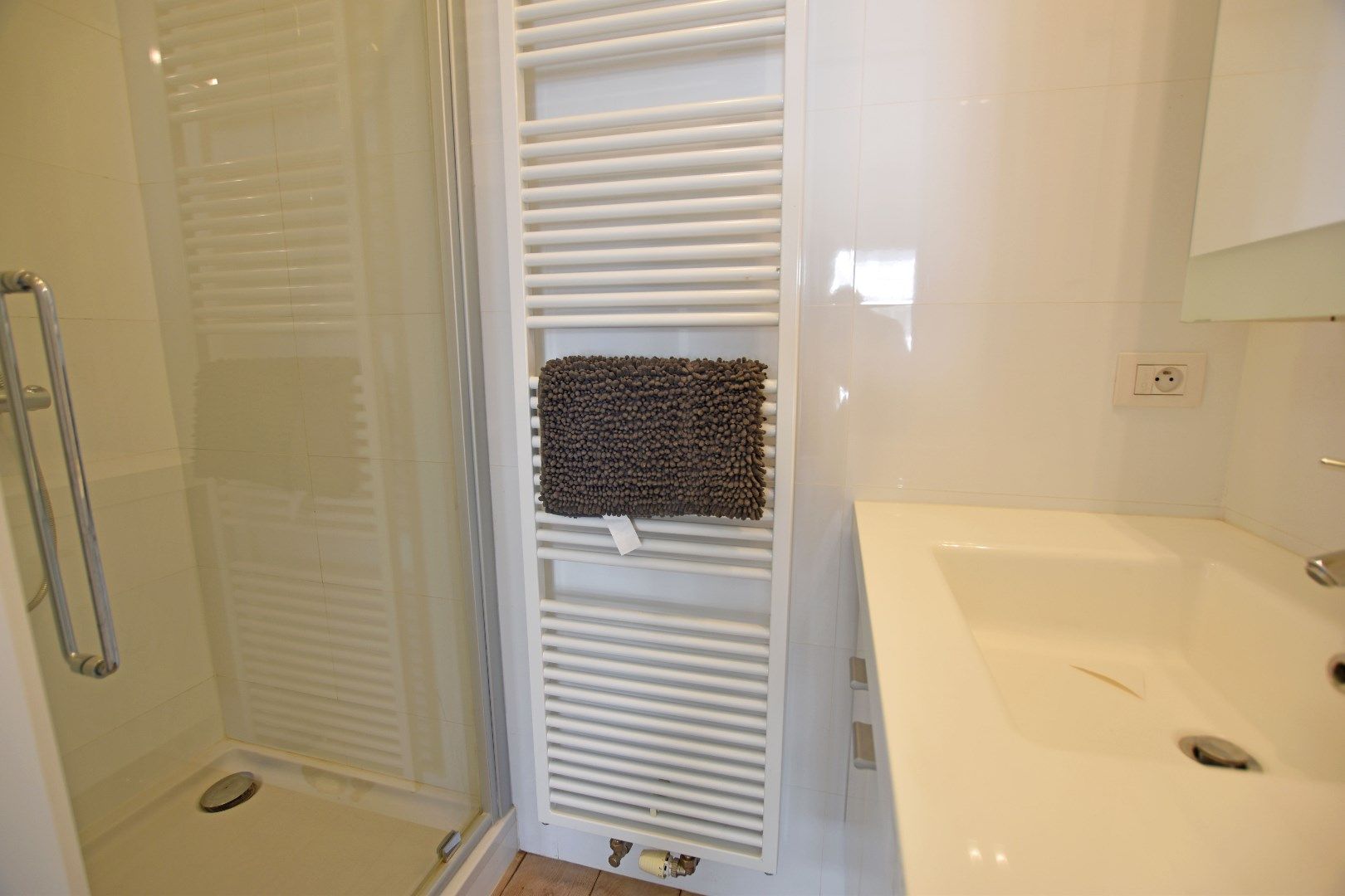 Mooi onderhouden appartement op de Kustlaan nabij het Albertplein foto 12