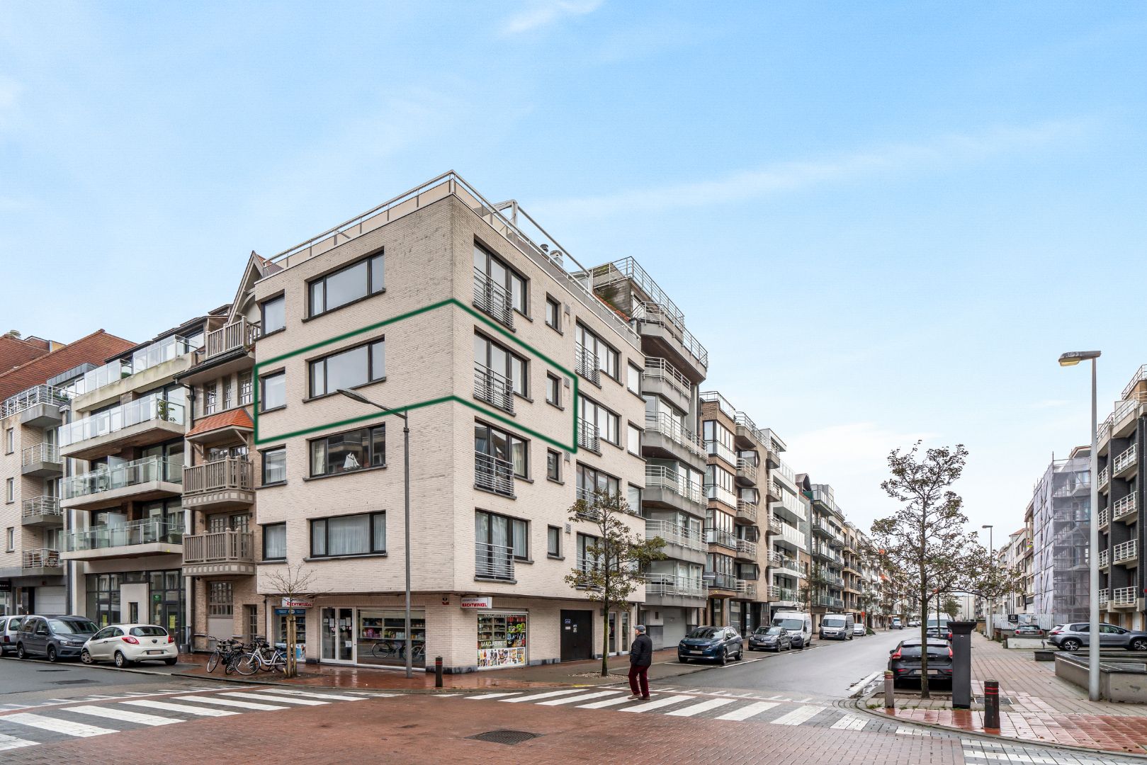 Instapklaar hoekappartement in het centrum van Knokke foto 16