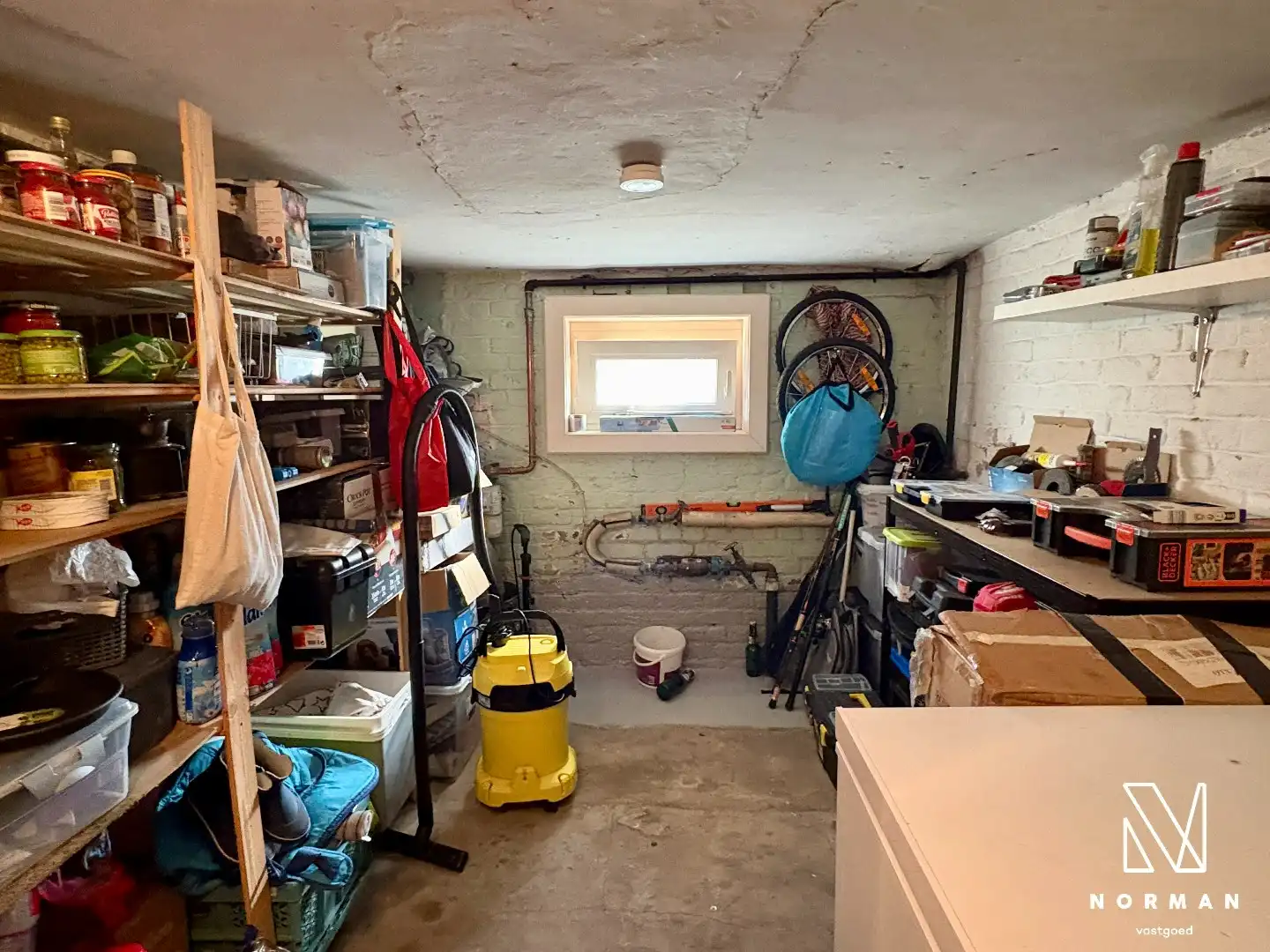 Instapklare woning met 3 slaapkamers in Kortrijk (Pius X) foto 9