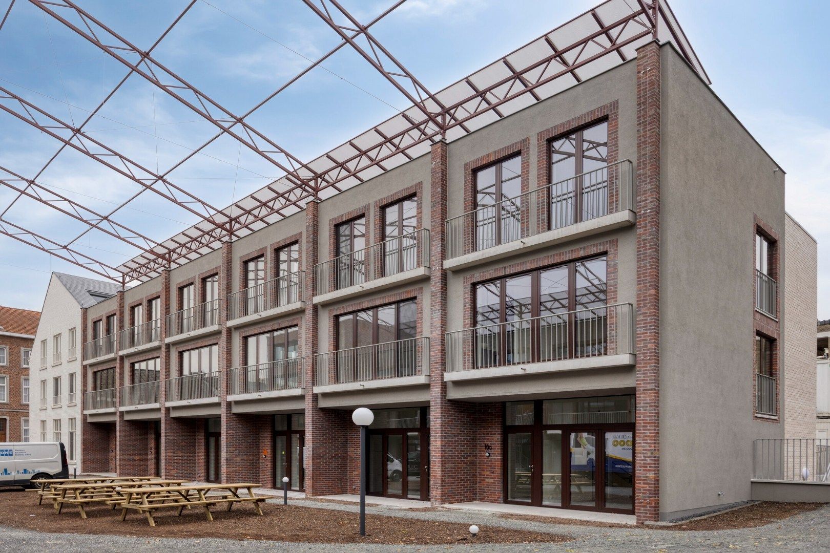 Verkoop onder registratierechten! Nieuwbouwwoning met 3 slaapkamers, 3 badkamers, tuin, terras en autostaanplaats in Tienen – EPC 48 kWh/m² - bewoonbare opp. 17 foto 3