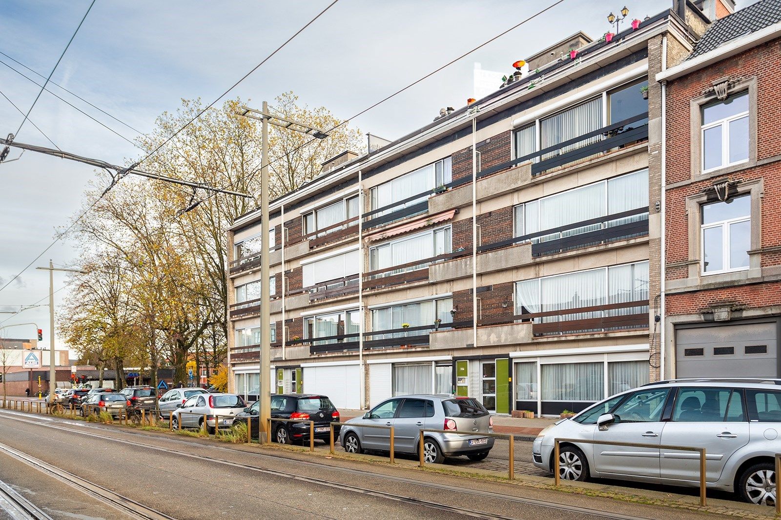 Op te frissen, ruim en lichtrijk appartement met 2/3 slaapkamers foto 19