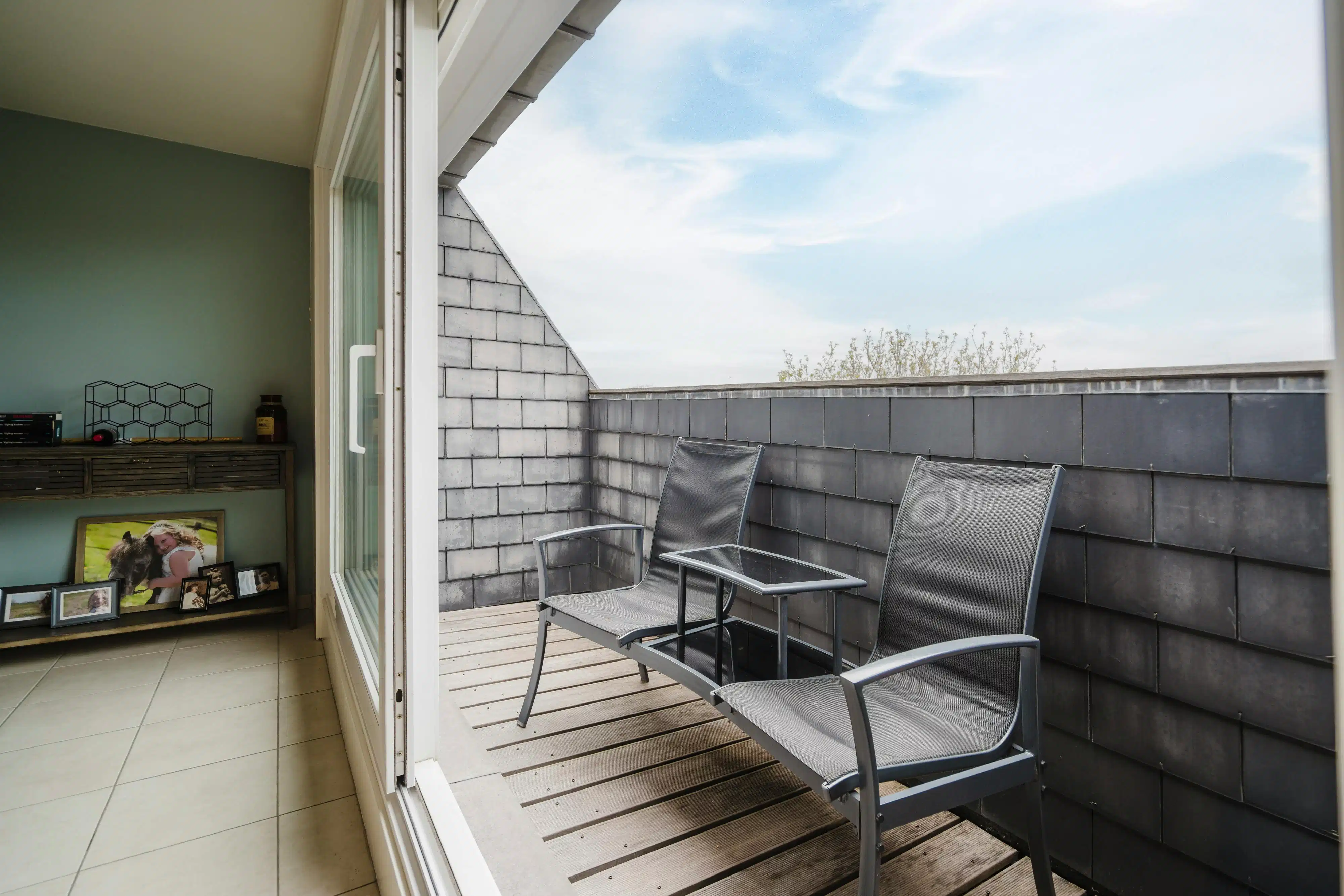 Lichtrijk appartement te koop in hartje Harelbeke! foto 5