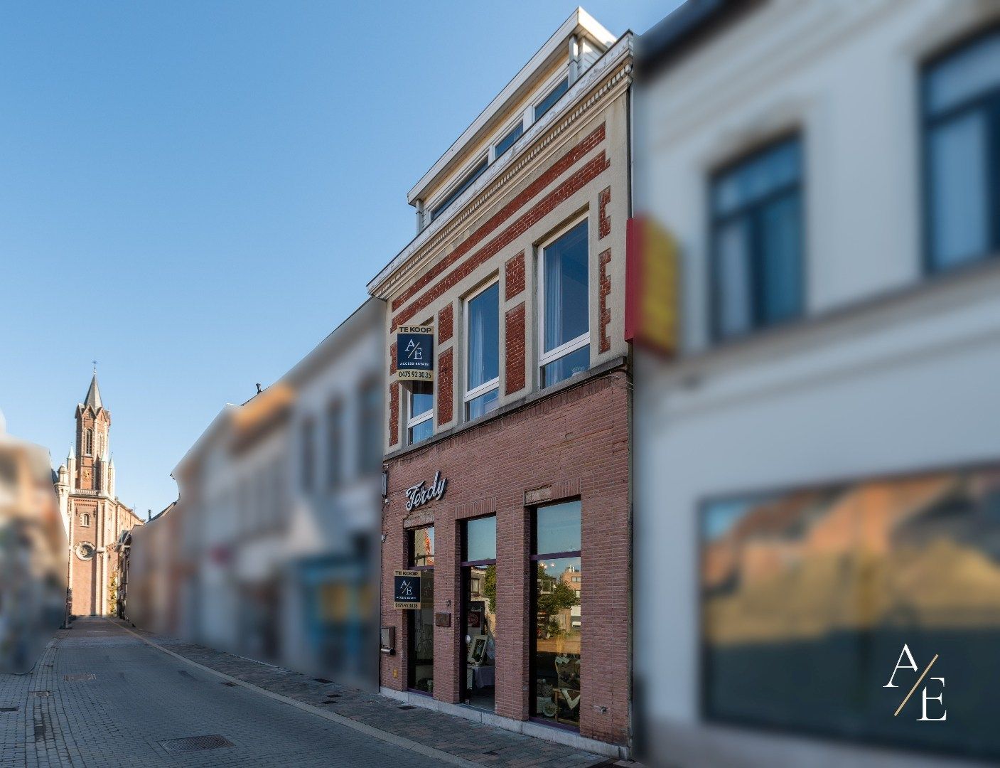 WETTEREN - Herenhuis met winkelruimte op commerciële "hot spot"! foto 15