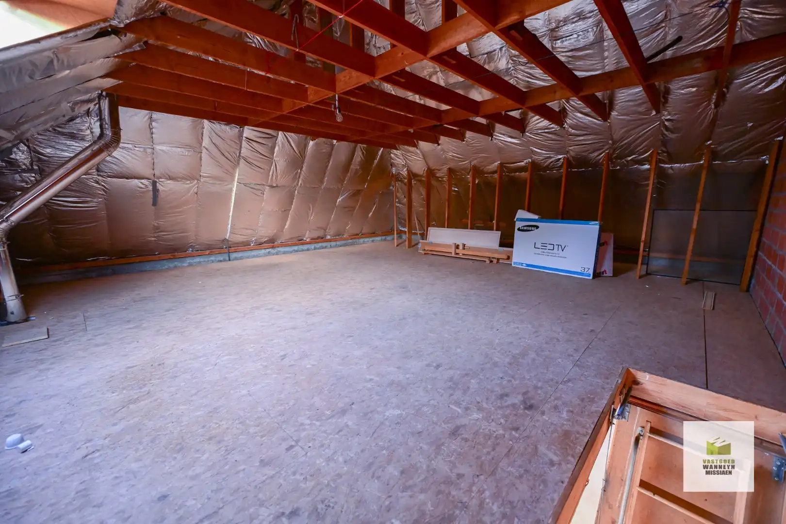 Knusse woning met 1 slaapkamer, gezellige tuin, garage en parking foto 16