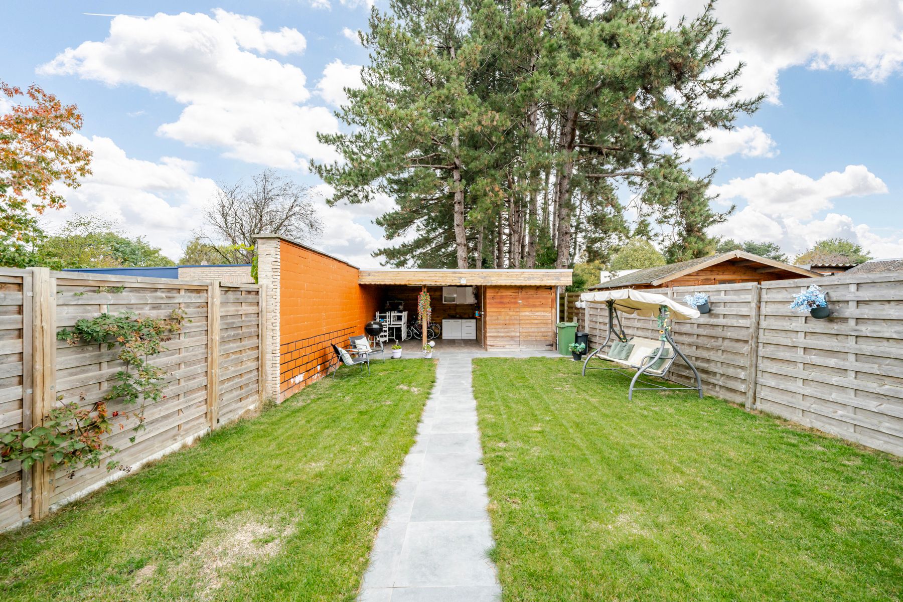 Halfopen woning met 4 slaapkamers en grote tuin in Evergem foto 15