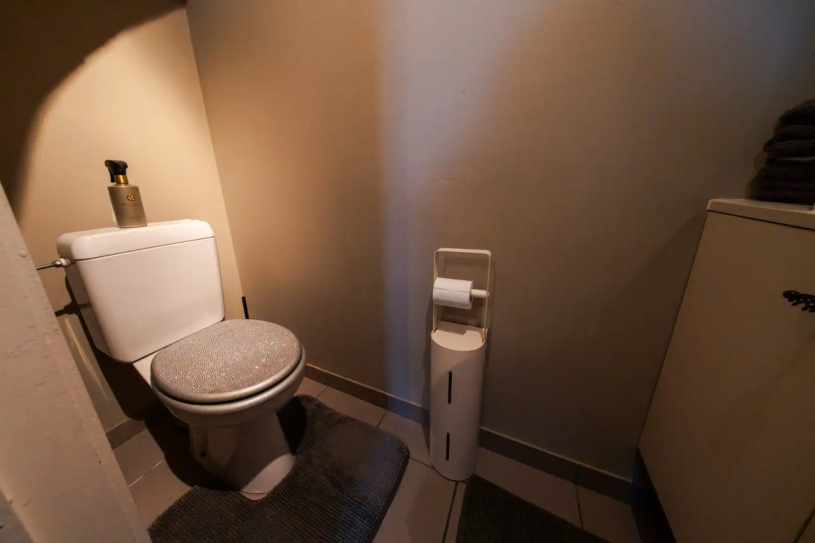 Instapklaar appartement met 3 slaapkamers, terras & zonnepanelen. foto 14