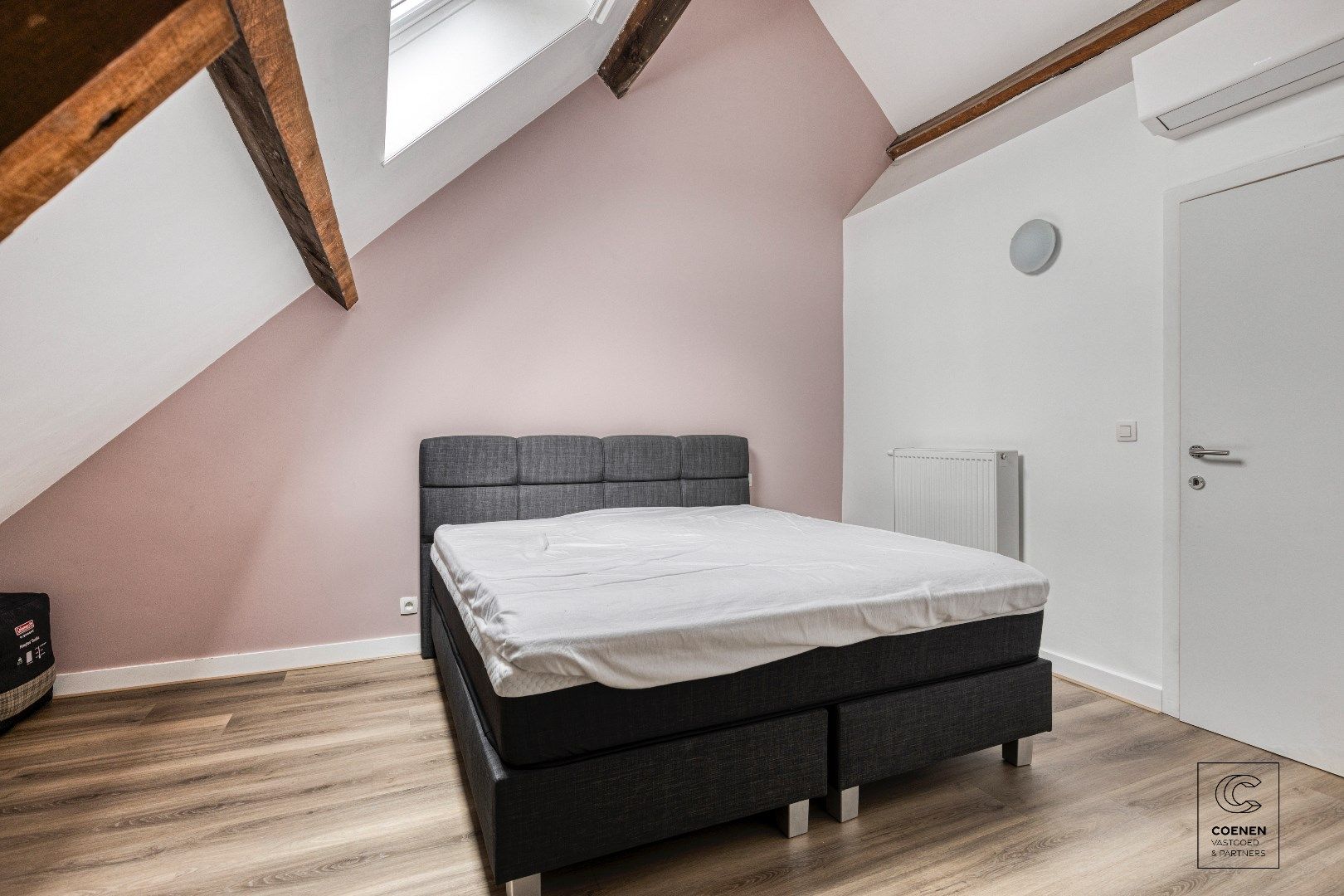 Prachtige woning van 200 m² met vier slaapkamers op een uitstekende locatie te Schoten! foto 19
