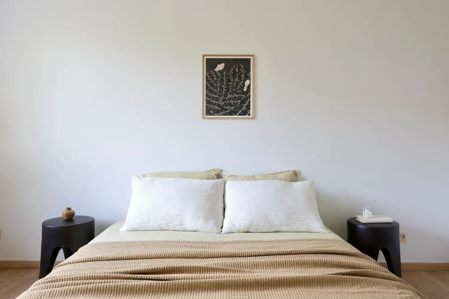 Instapklaar appartement met 2 ruime slks, tuin en parking! foto 39