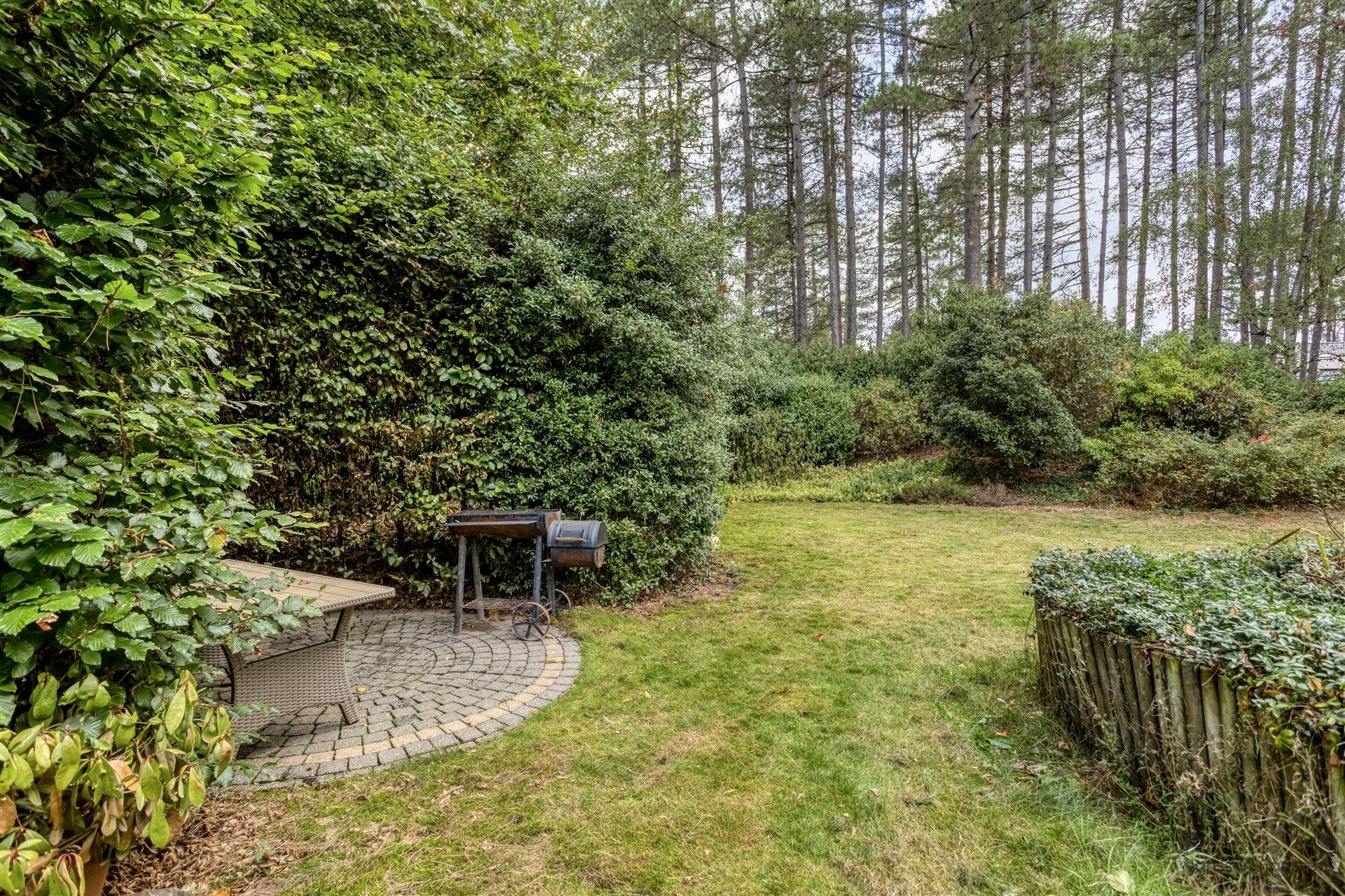 Woning op mooi villaperceel van 1.500 m² foto 26
