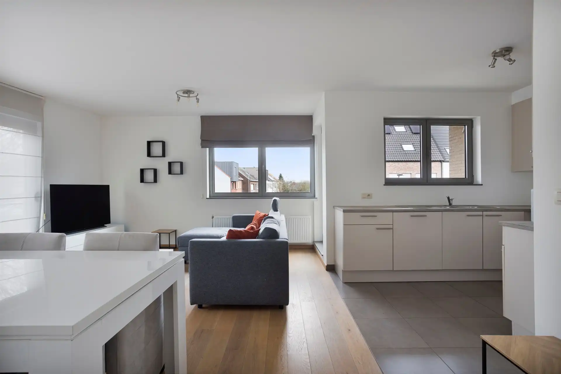 Ruim appartement met 2 ruime kamers en terras te Merchtem  foto 7