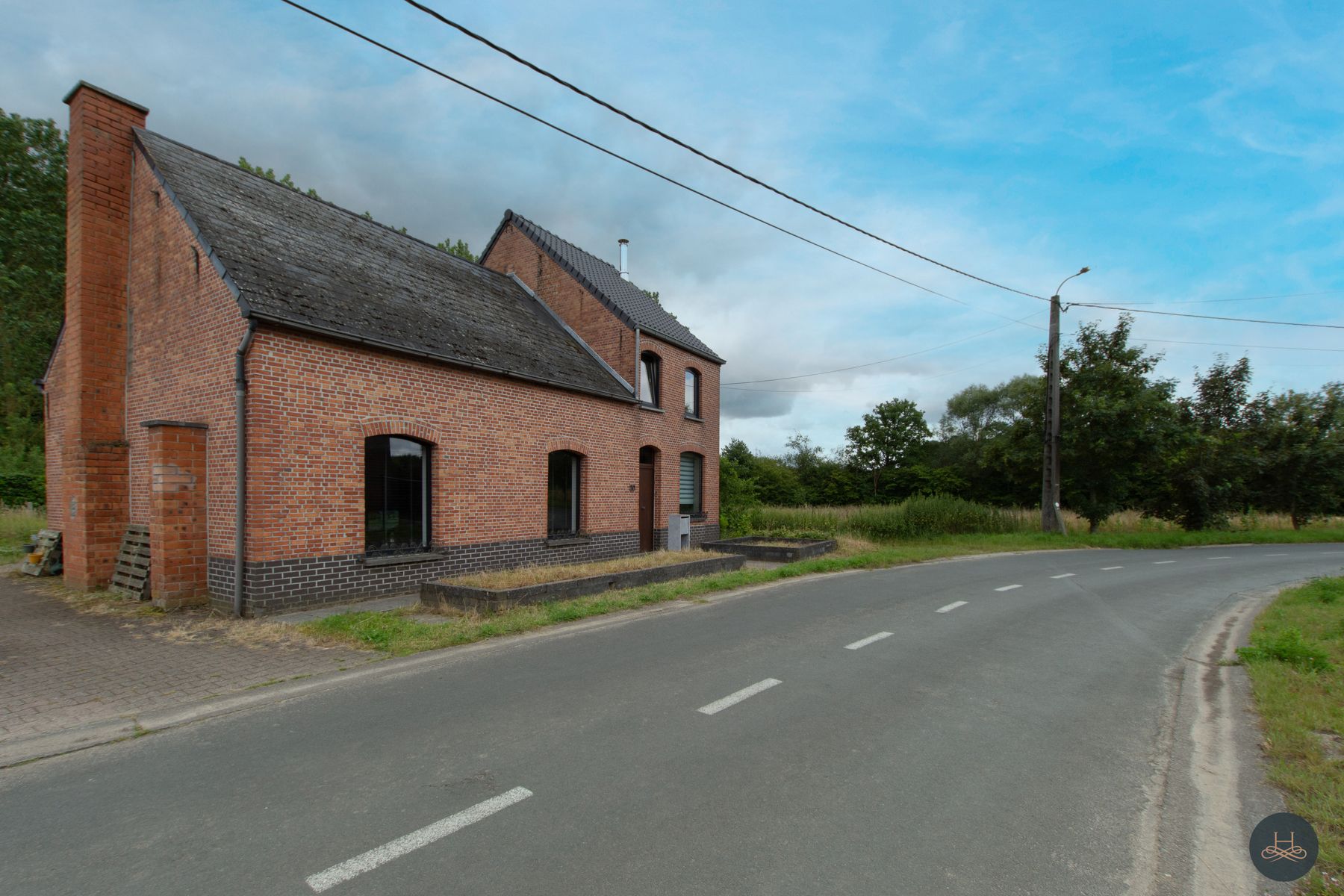 Knappe hoevewoning in groene, rustige omgeving foto 2