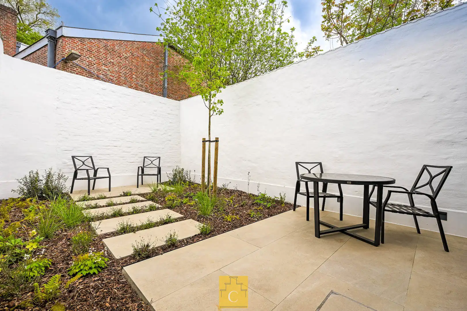 Droomhuis op een toplocatie in Groeninge, palend aan het toekomstig museumpark, zelden geziene high-end afwerking, zonnepanelen en aangename terrastuin foto 10