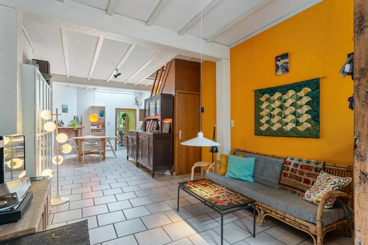 Goed gelegen en energiezuinige(B-label) woning met 3 slaapkamers en een tuin nabij het station van Leuven! foto 2