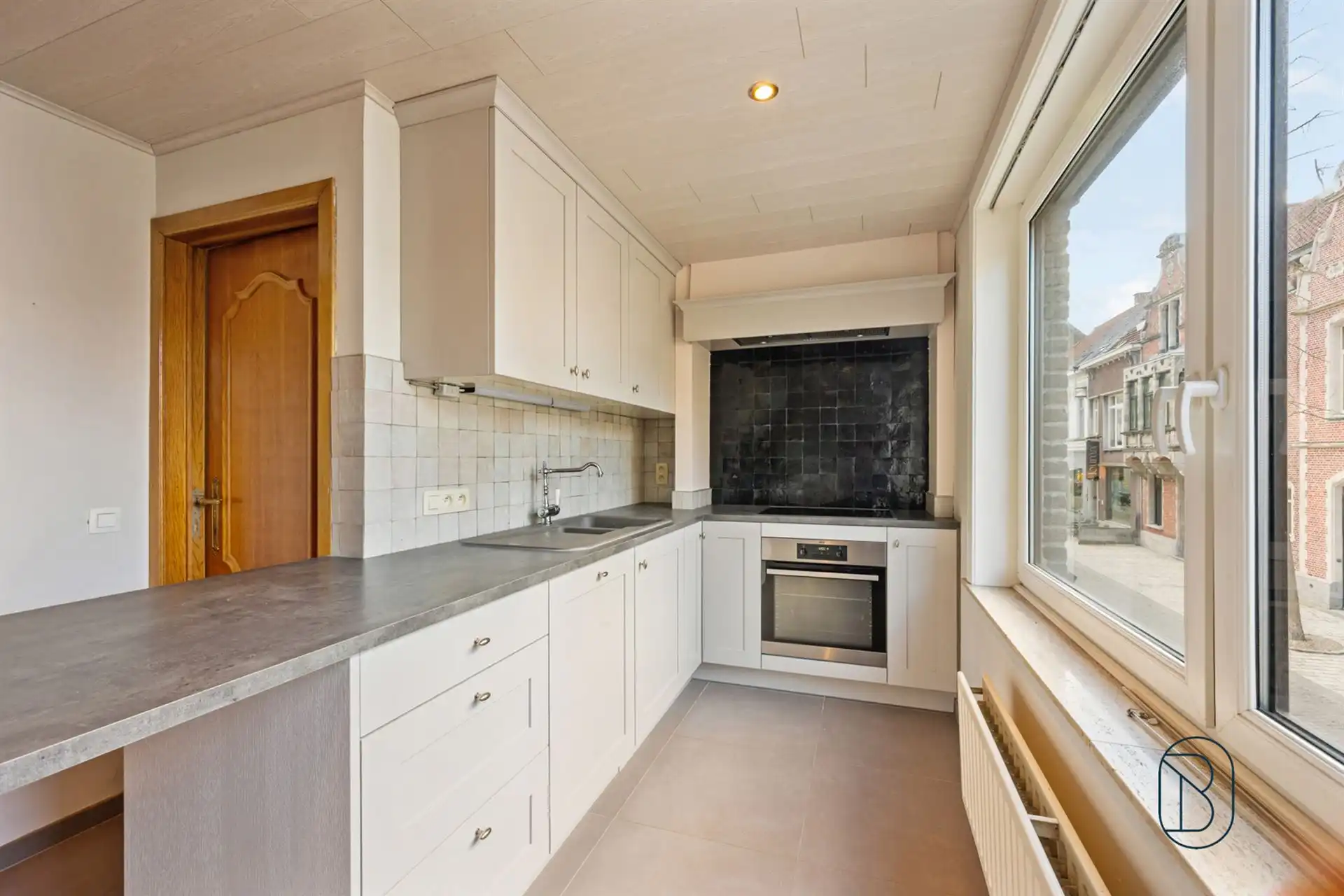 Topgelegen appartement met 3 slaapkamers en ruim terras foto 17