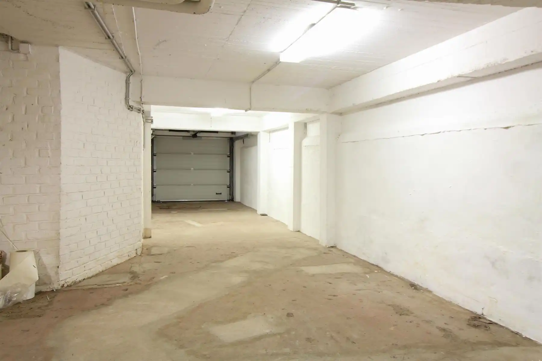 Topgelegen kantoorruimte voor medische praktijk foto 21