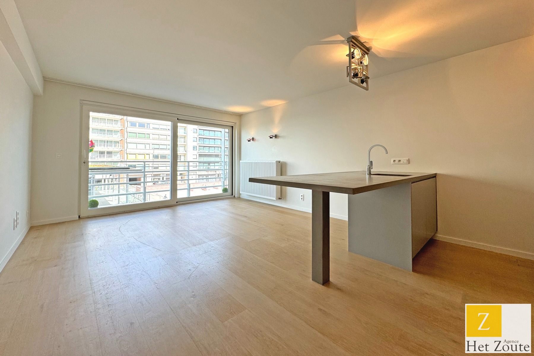 Instapklaar appartement met zijdelings zeezicht te Knokke foto 3