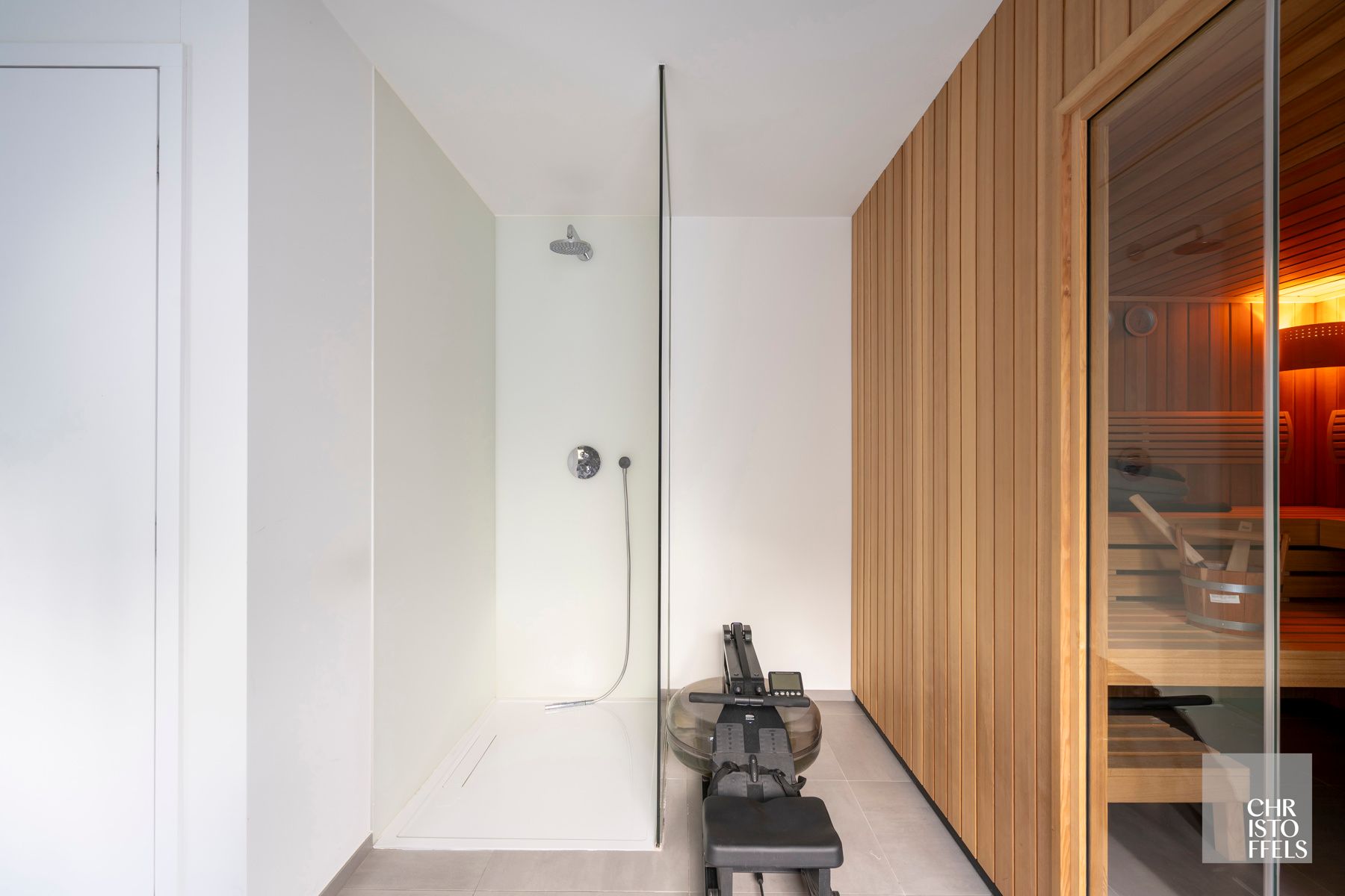 Tijdloze elegantie achter een authentieke gevel – volledig gerenoveerde woning van 303m² foto 25