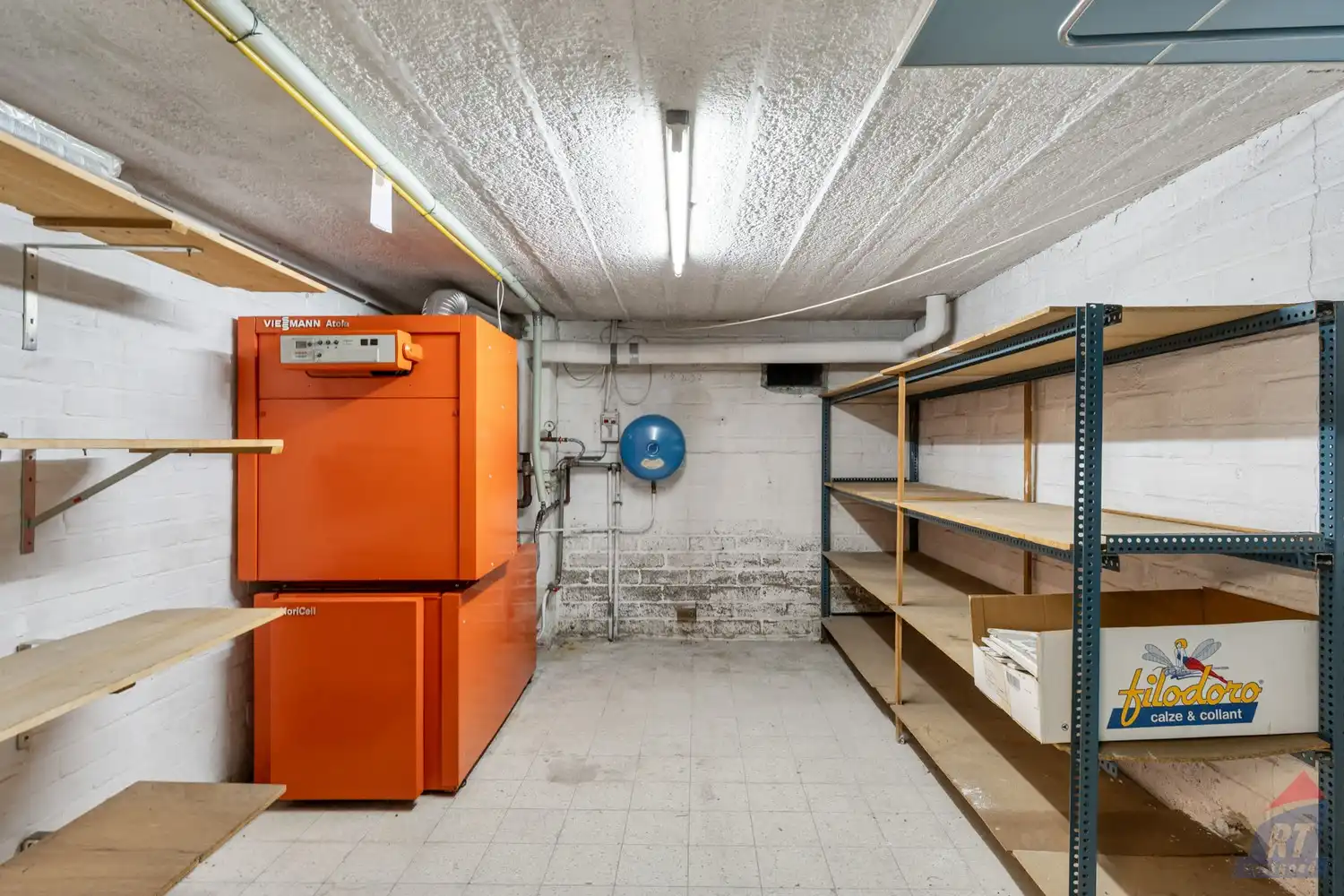 Karakteristieke eengezinswoning met ruime garages en kelder op toplocatie in Sint-Truiden foto 23