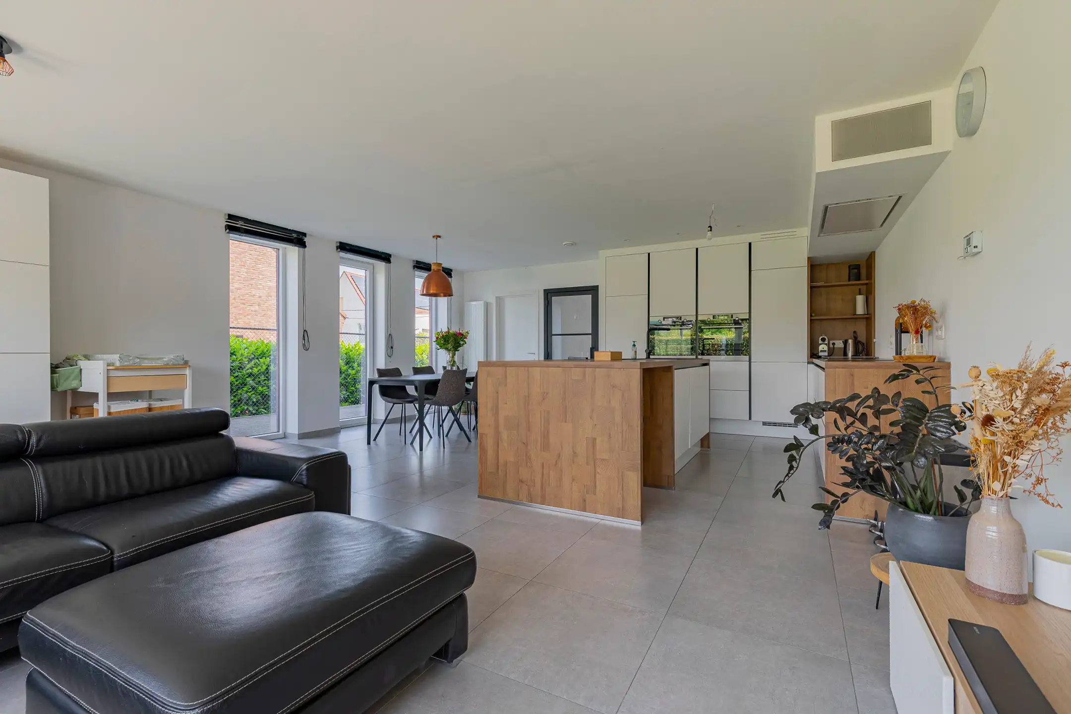 WICHELEN - Recente, perfect instapklare woning met 4 kamers foto 4