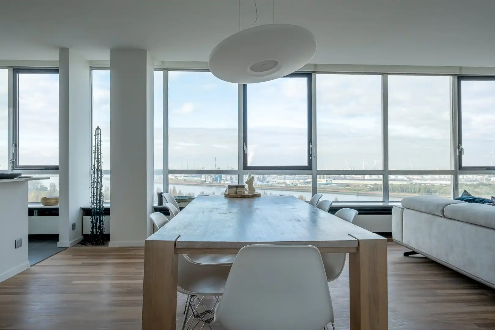 Gemeubeld appartement met prachtig uitzicht foto 8