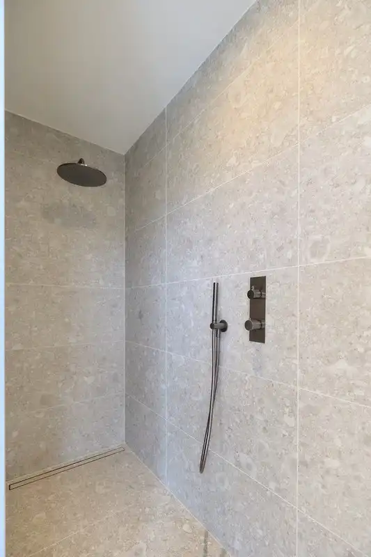 HECTAAR BOUWT MODERNE OPEN NIEUWBOUWWONING TE OOSTDUINKERKE foto 12