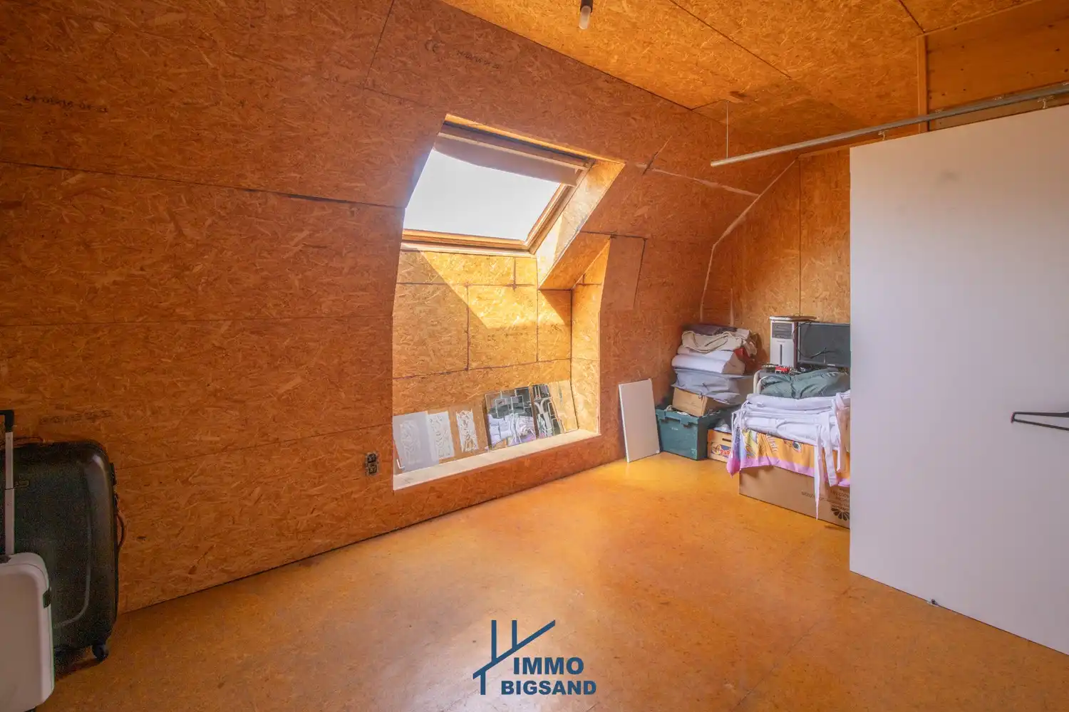 Woning op royaal perceel van 1.780 m² met vijver, poolhouse en tal van mogelijkheden foto 8