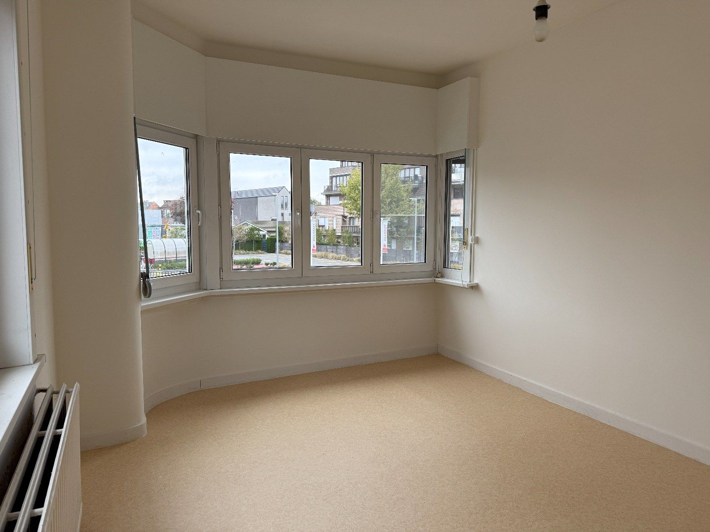 Woonhuis met 2 slaapkamers en garagebox foto 25