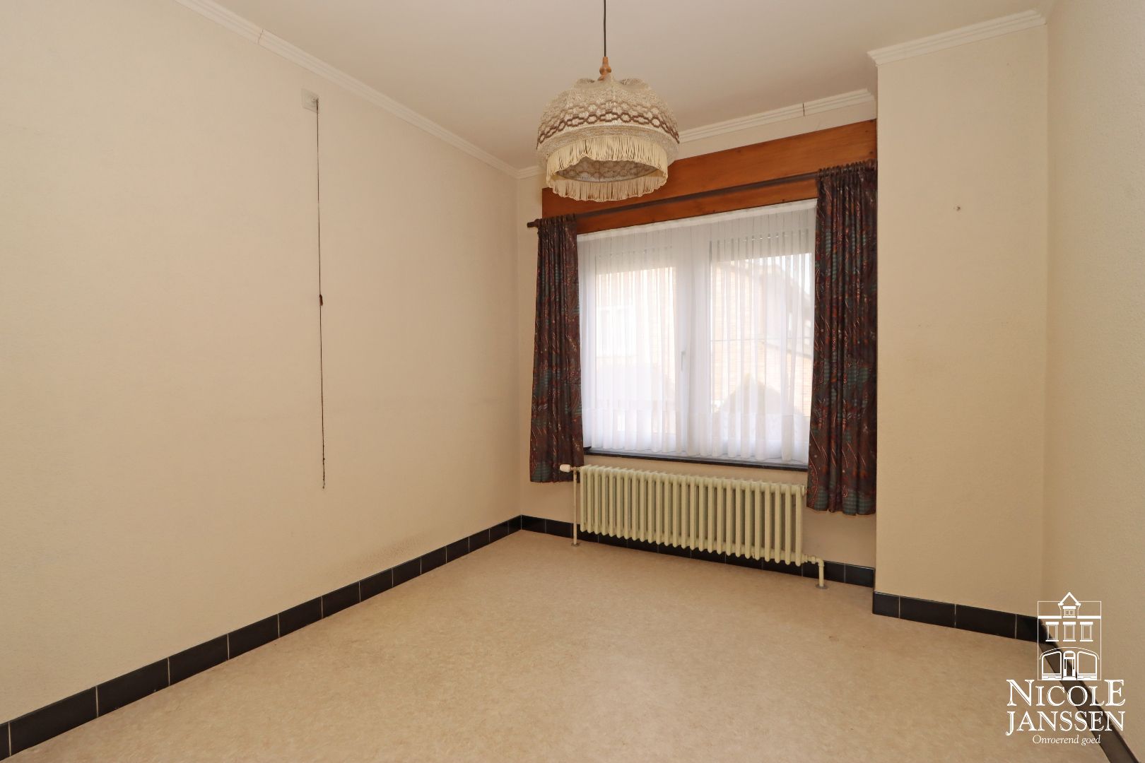 Mooi verzorgde split-level woning op unieke locatie in het mooie Aldeneik foto 18