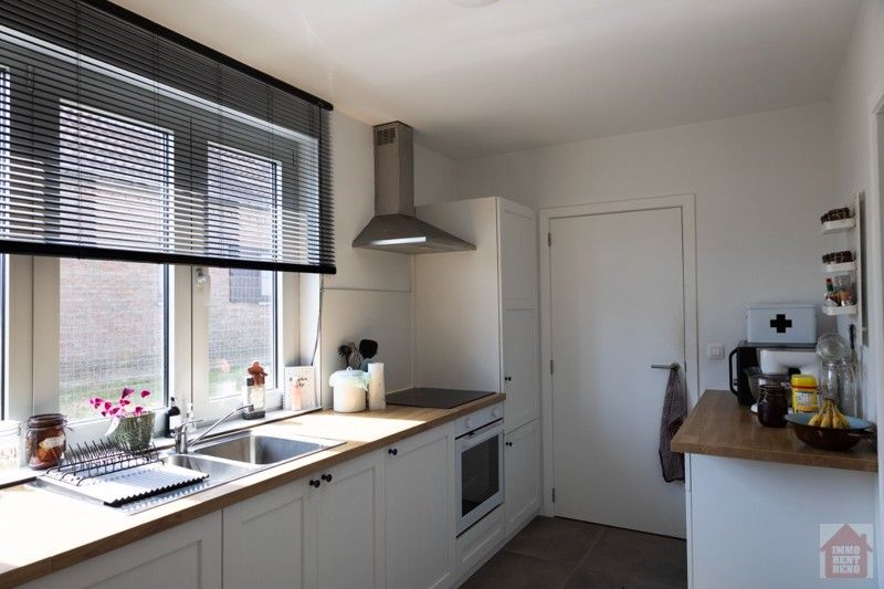 Leuke instapklare woning met 3 slaapkamers en tuin foto 17