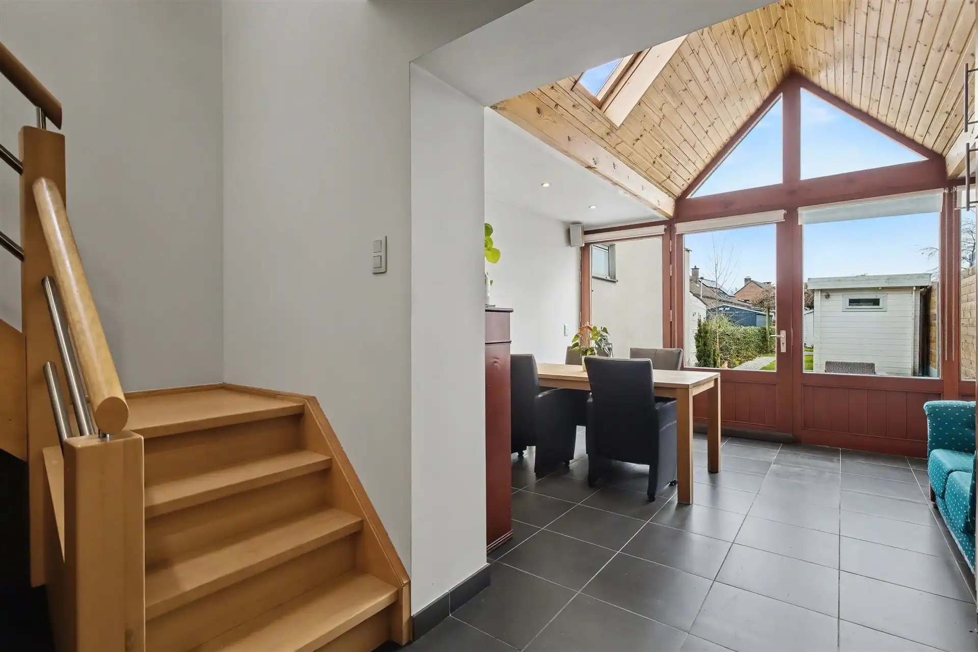 Charmante starterswoning met 3 slaapkamers en garage nabij het centrum van Sint-Gillis-Waas foto 7