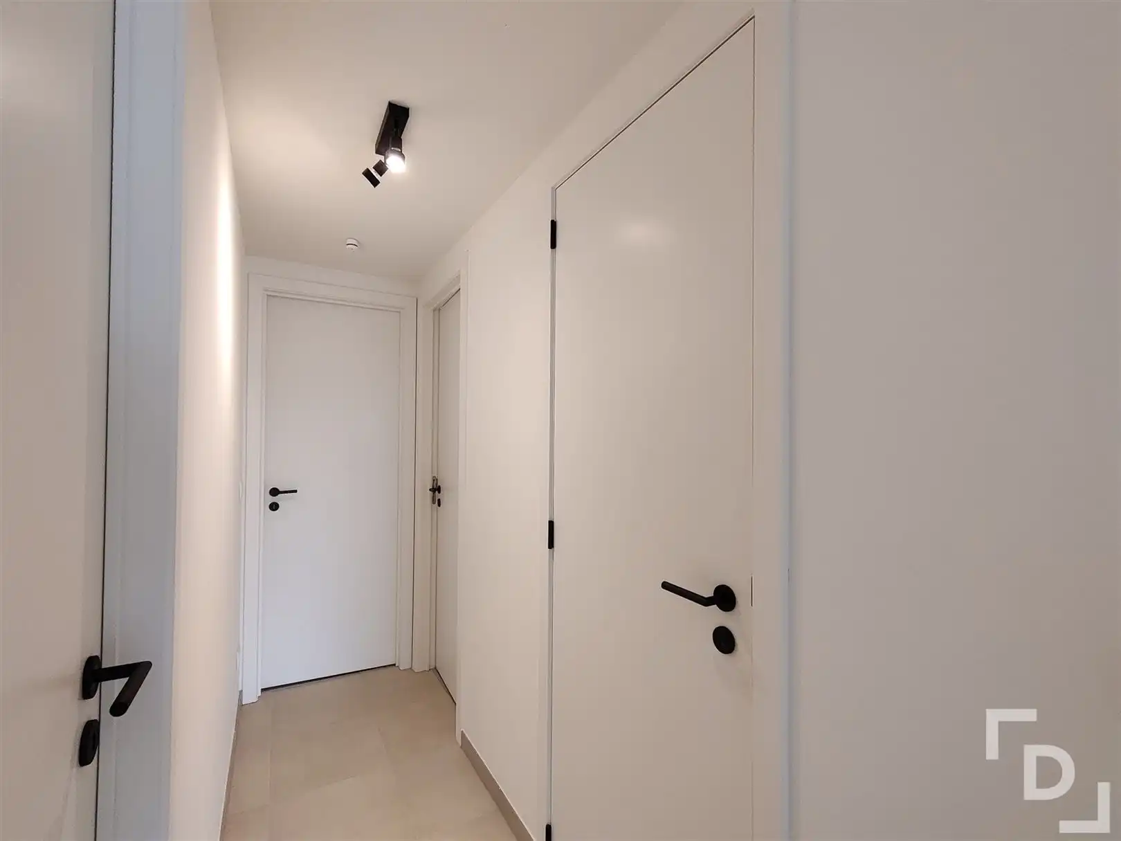 Gezellig dakappartement met terras en autostaanplaats. foto 14