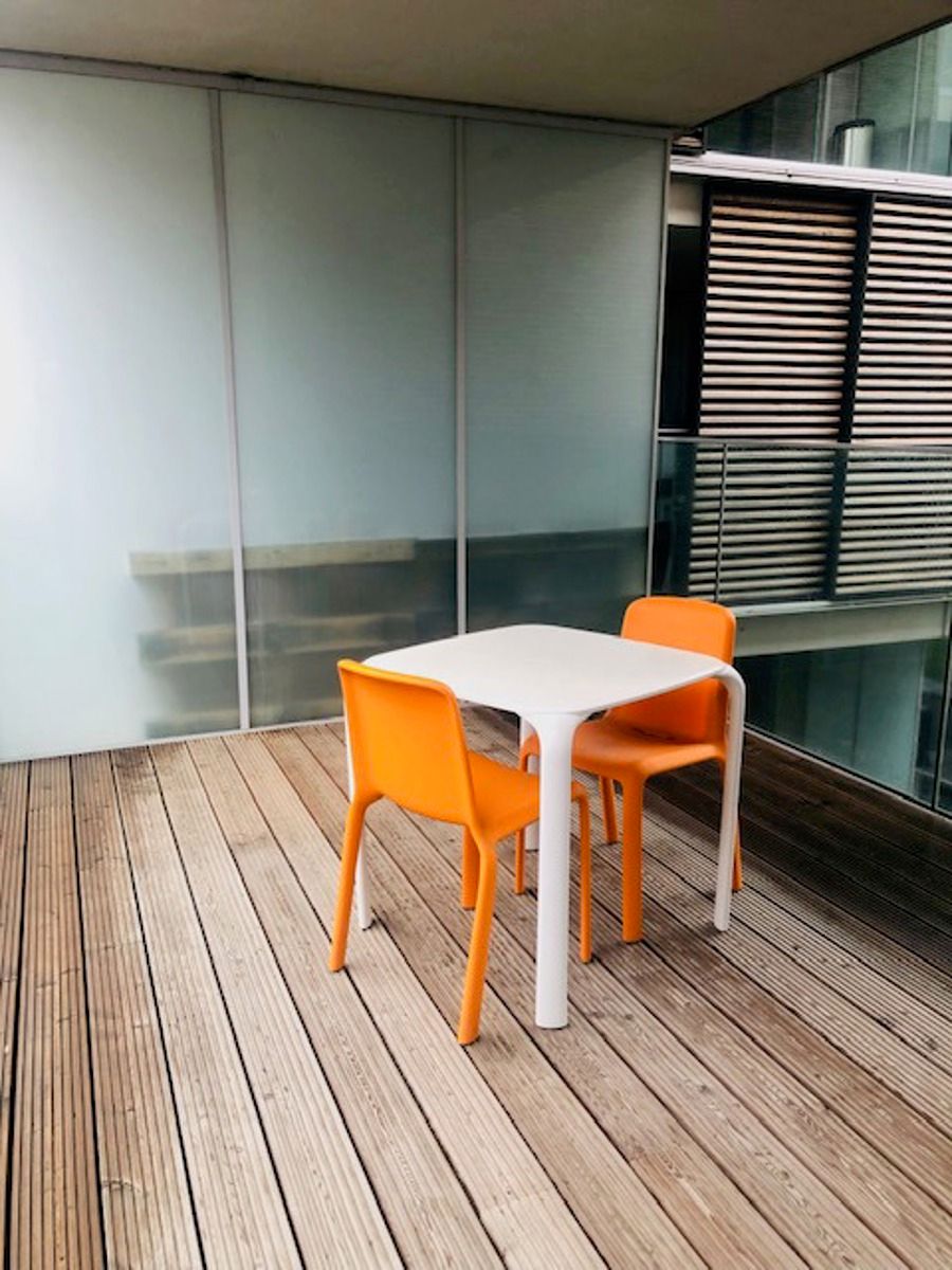 Gemeubeld 1-slaapkamer app met prachtig zicht op park  foto 7