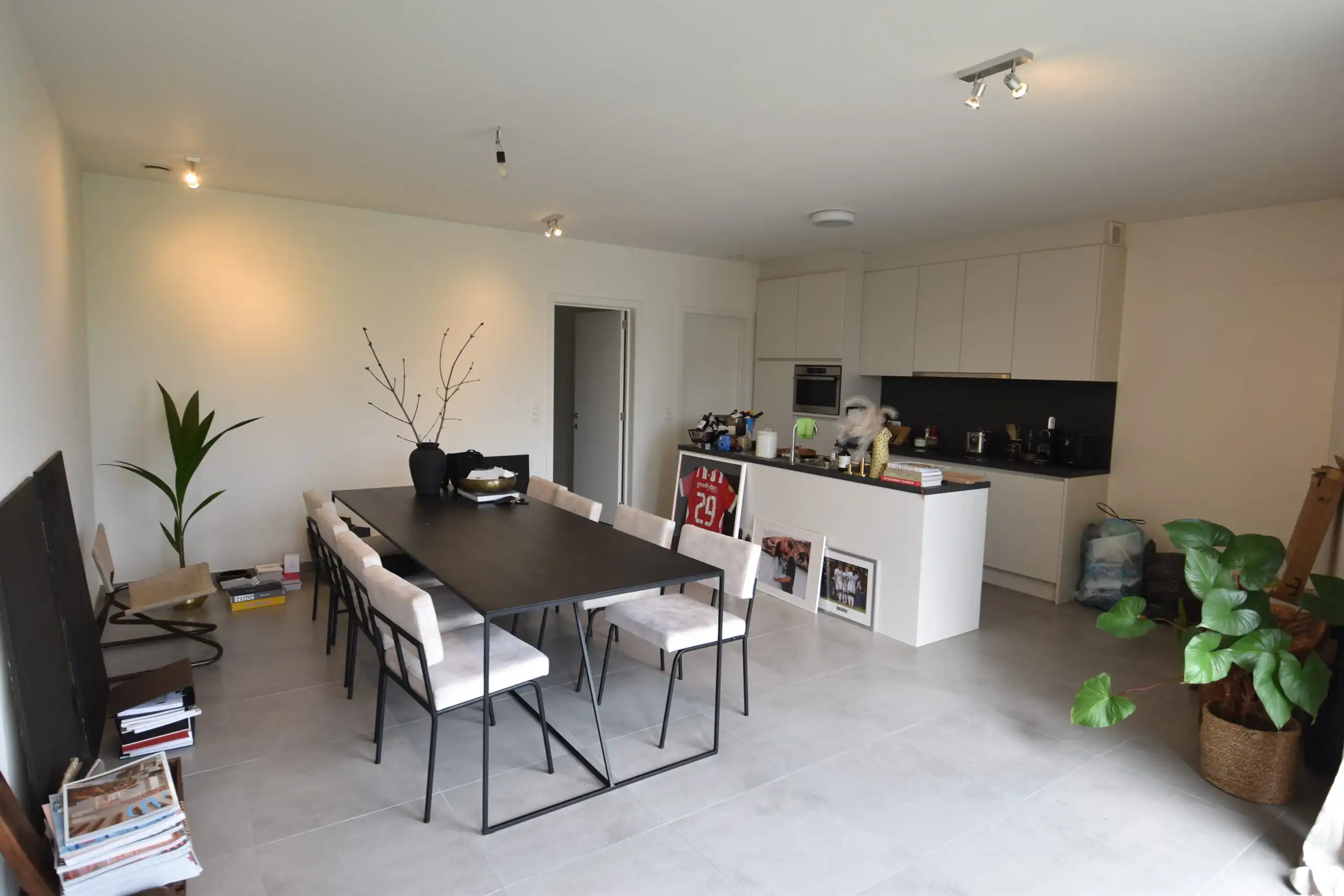 Modern en energiezuinig appartement te huur in hartje Nieuwkerken-Waas foto 3