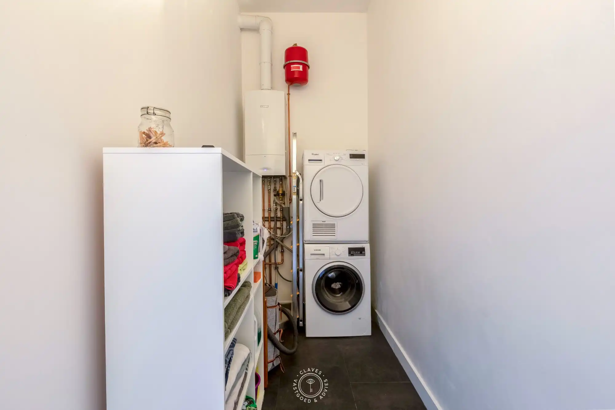 Fijne stadswoning met industriële look op wandelafstand van het station foto 7