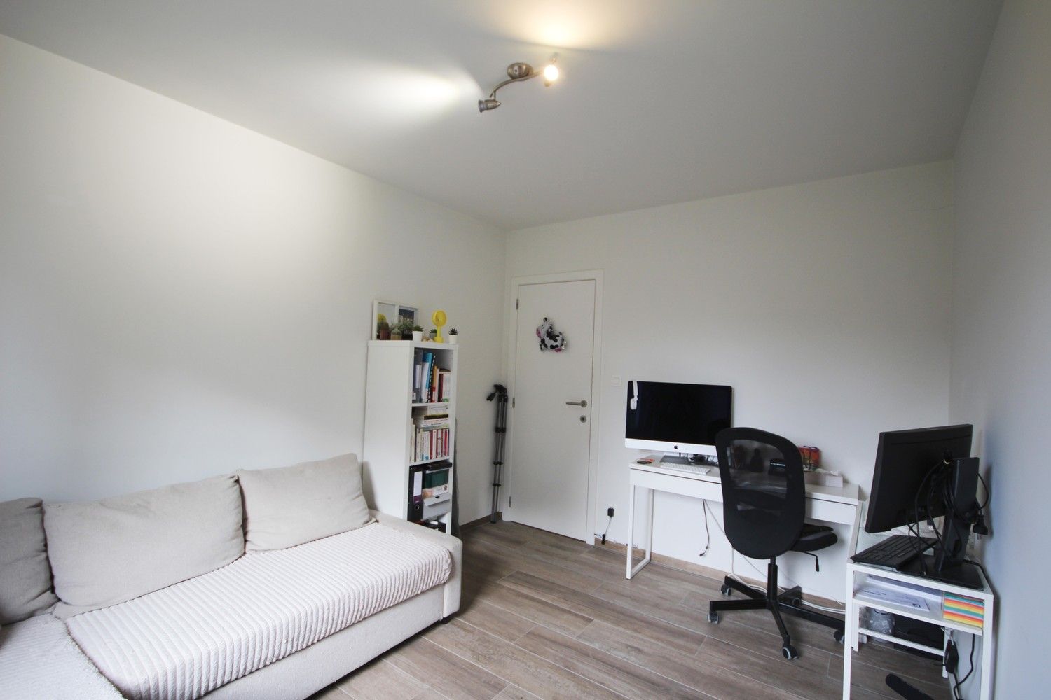 Zeer rustig gelegen woning met 3 slaapkamers foto 10