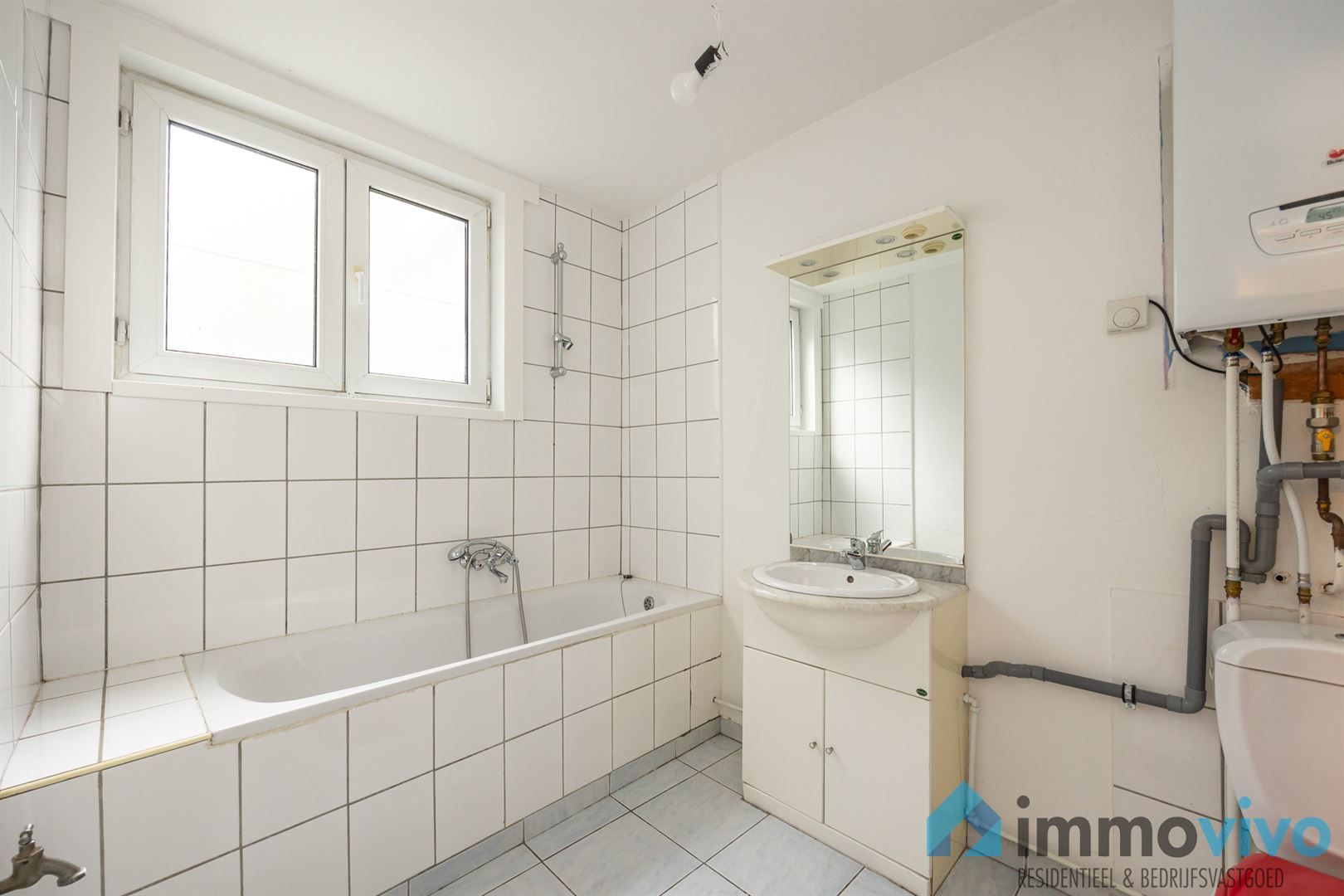 Handelsgelijkvloers op toplocatie in centrum foto 8