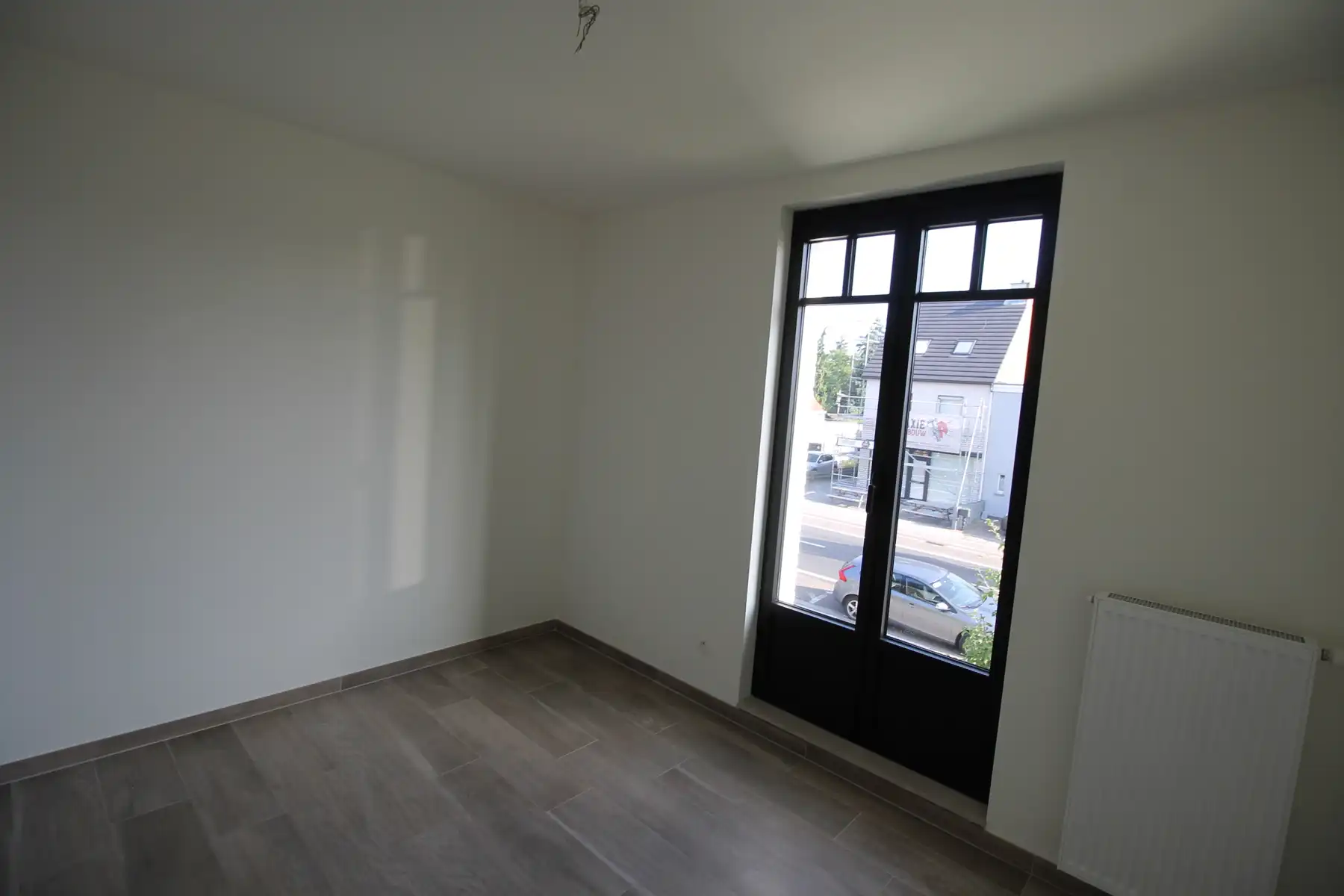 Knap appartement op de 1ste verdieping met 2 slaapkamers, terras en autostaanplaats. foto 10