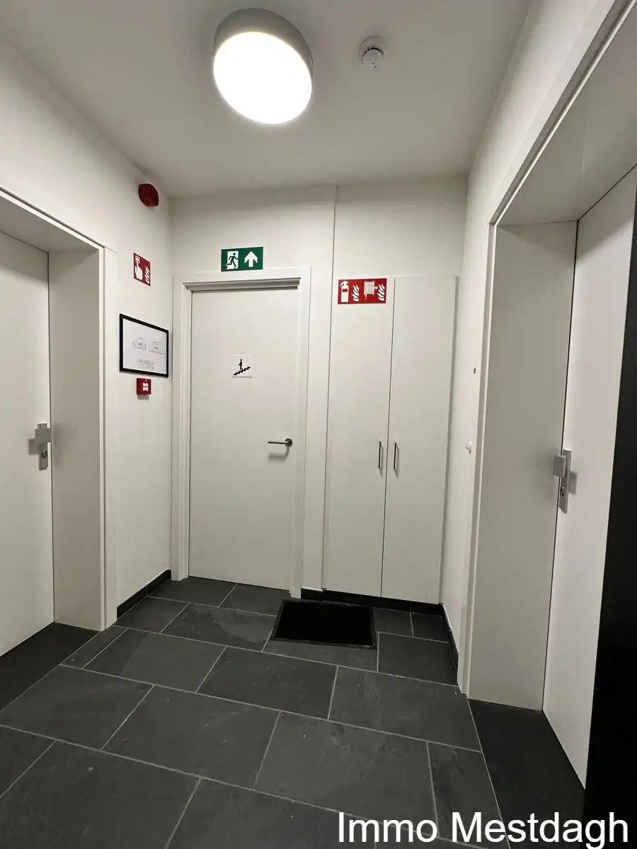 Unieke Penthouse met Panoramisch Uitzicht & Terrassen Rondom foto 7