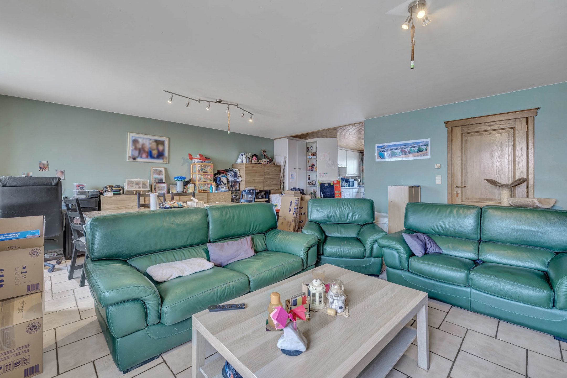 Handelswoning met ruime garage  foto 7