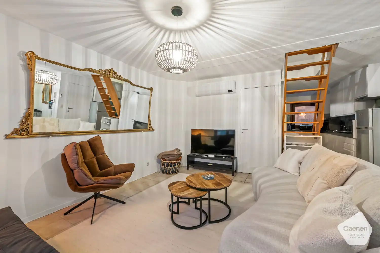 Instapklaar twee slaapkamer duplexappartement op een uitstekende locatie foto 3