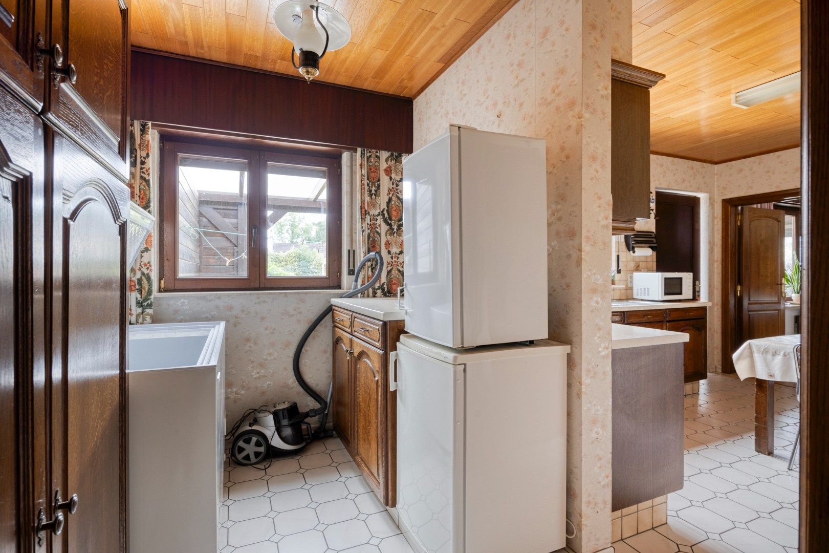 Gelijkvloerse woning met 2 slaapkamers op een mooi Z gericht perceel van 819 m² ! foto 12