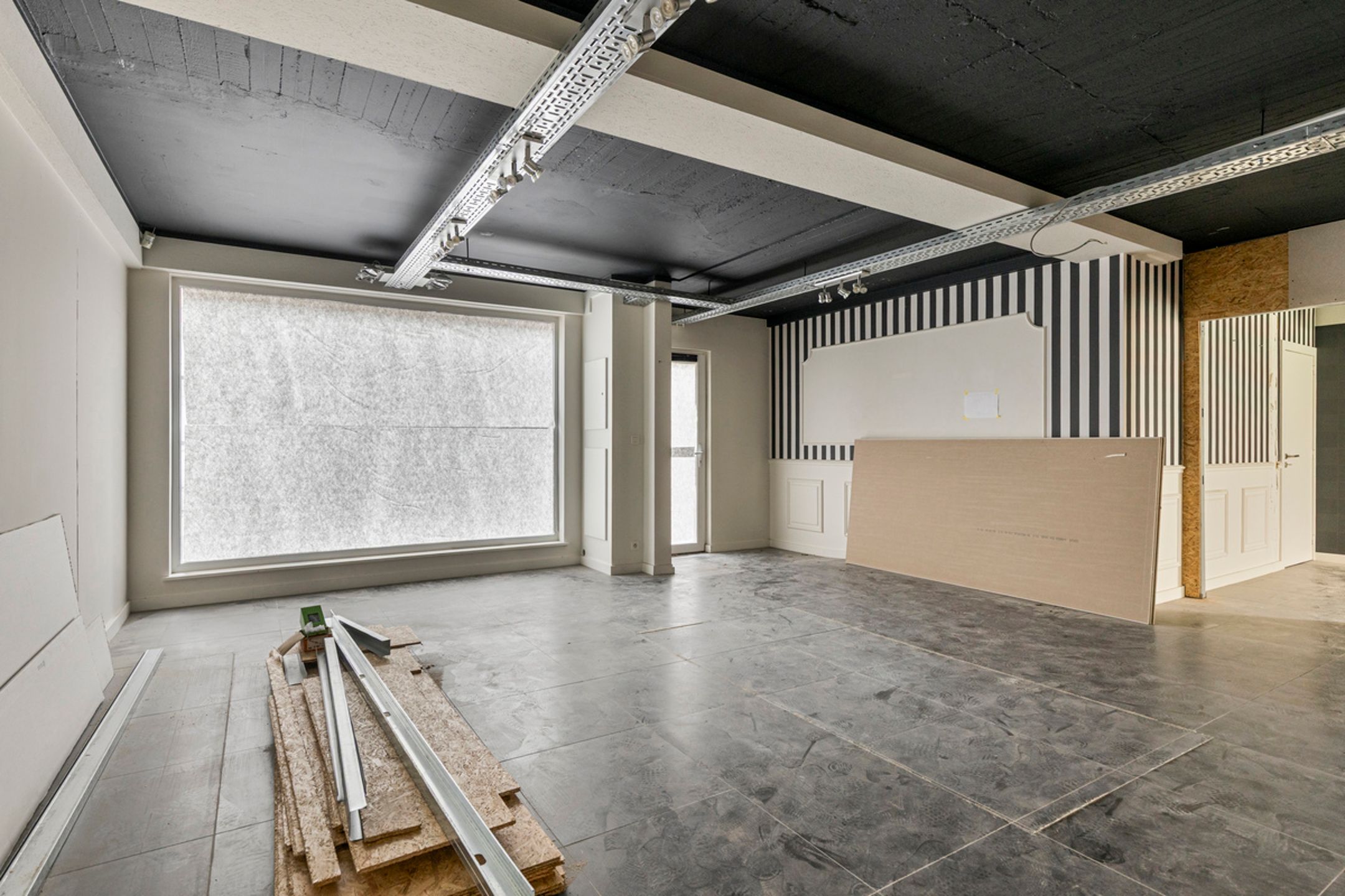 Polyvalente handelszaak in het hart van Grimbergen foto 3