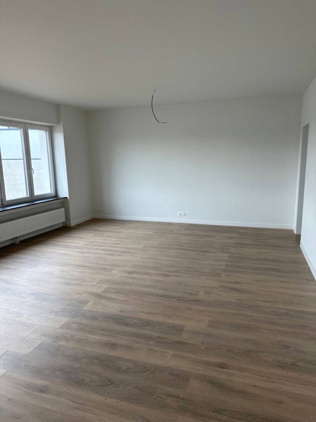 TE KOOP Kantoor met duplex appartement foto 7