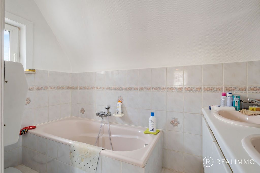Rustig gelegen woning op 1017 m² foto 12